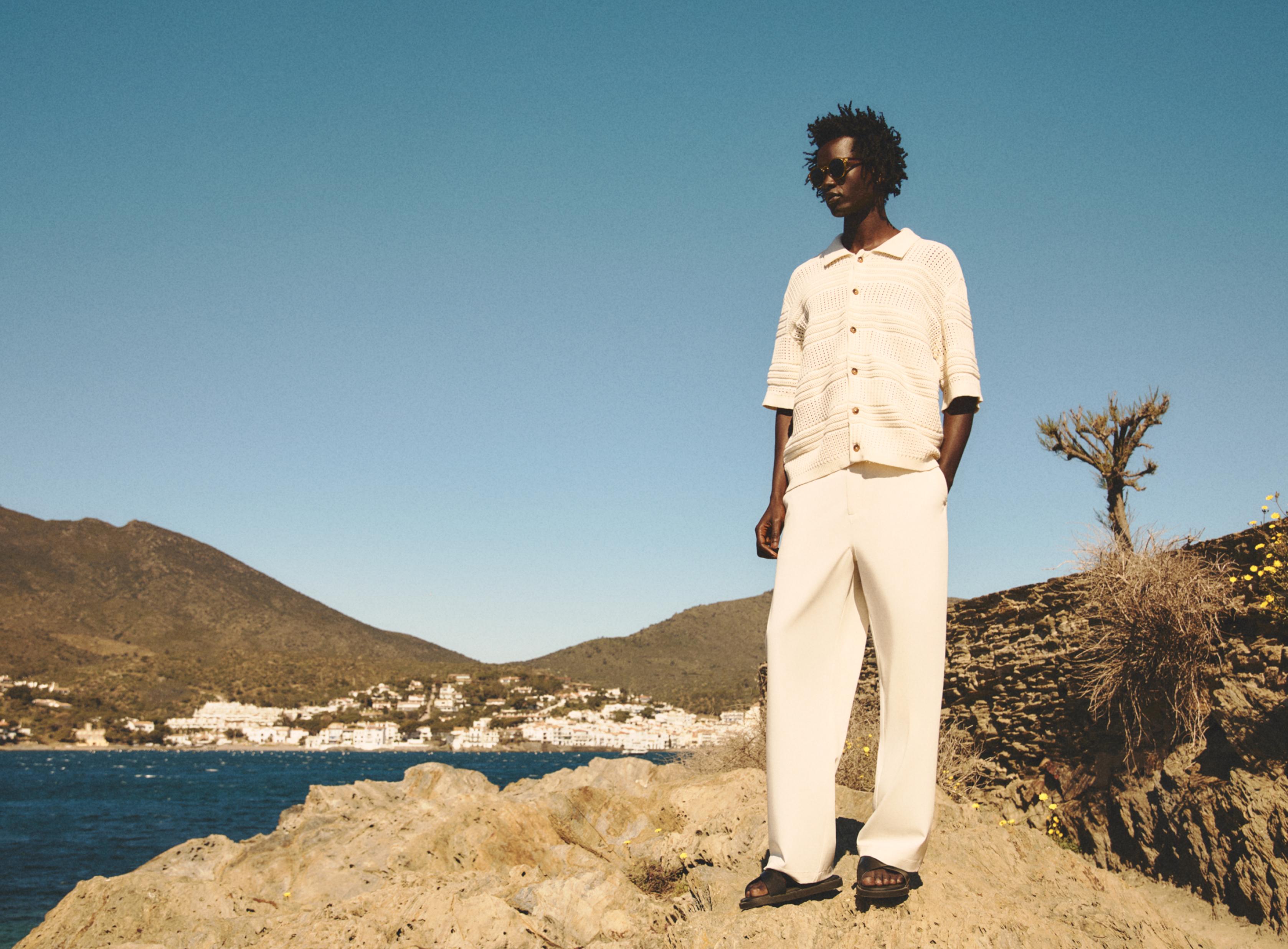 Relaxed fit chino trousers with belt — OFF WHITE
