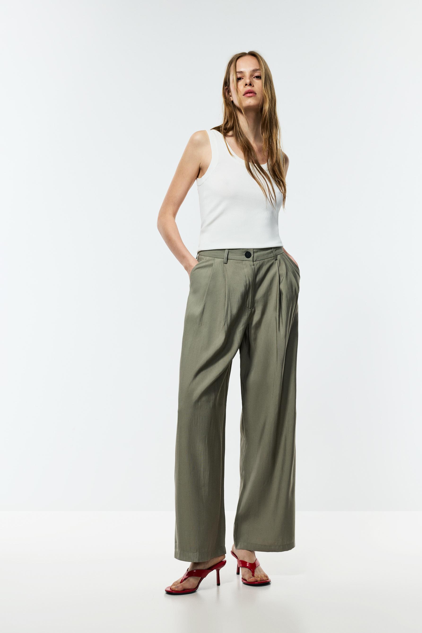 Basic flowing knit top — WHITE