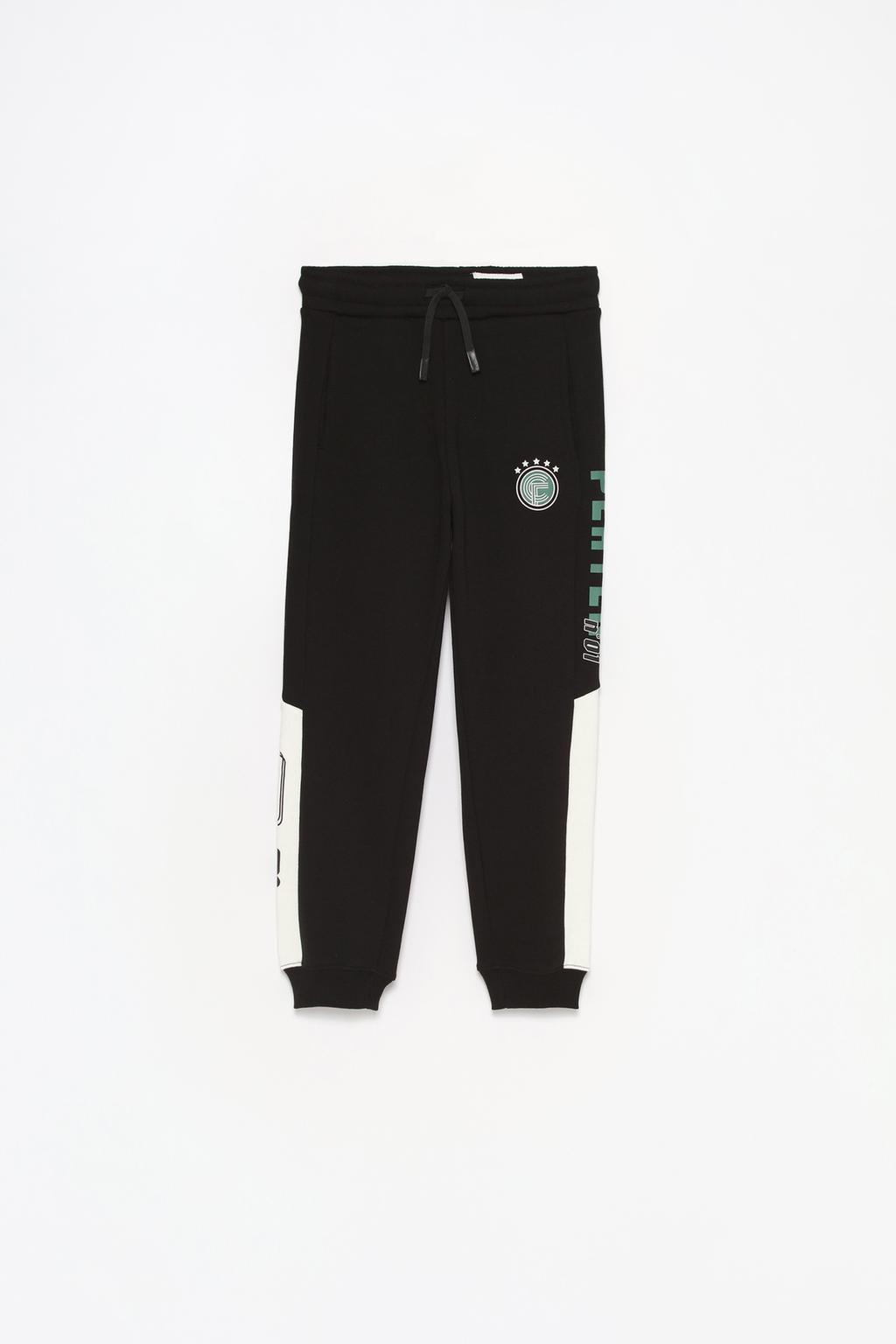 Football joggers