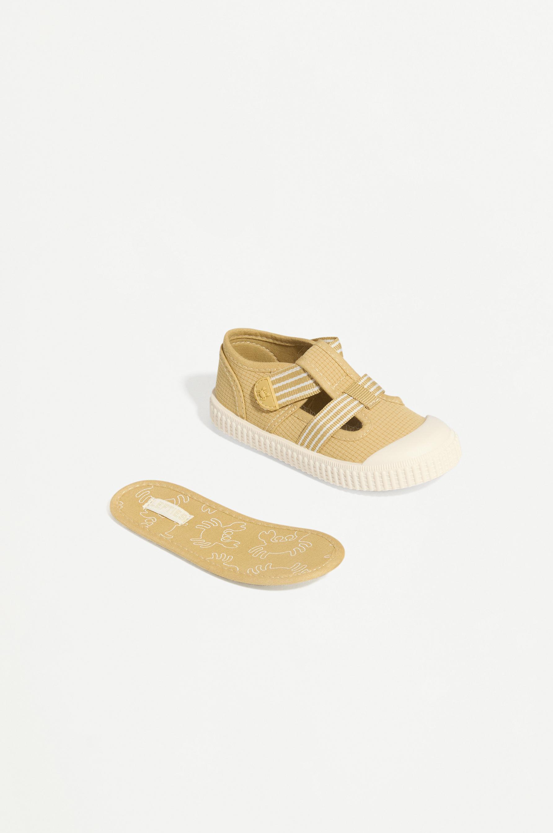 BAREFOOT FABRIC SNEAKER — MUSTARD