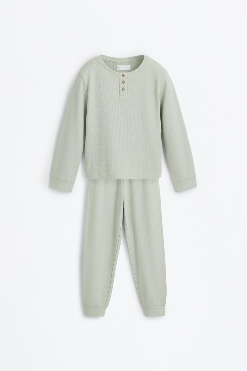 Long waffle-knit pyjamas