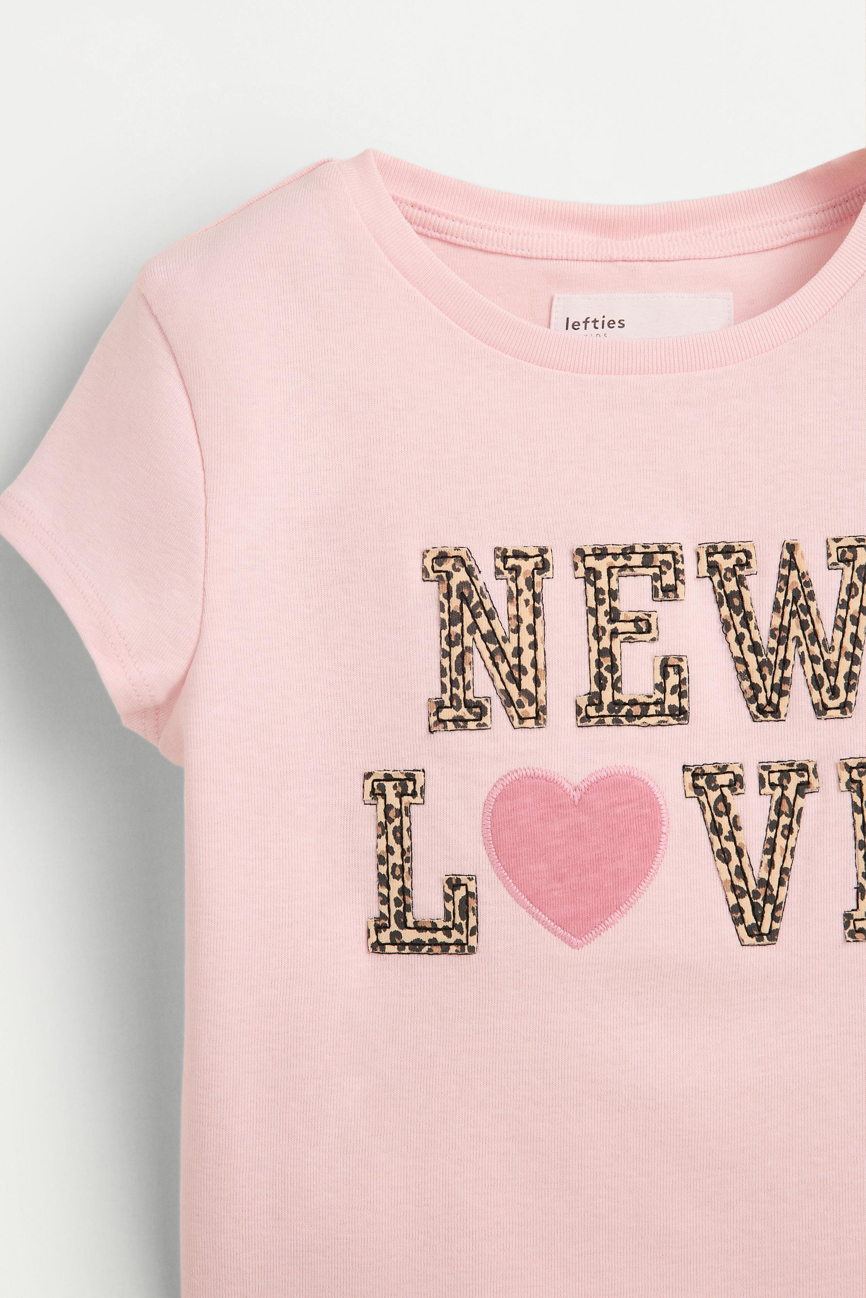 Patch T-shirt — PASTEL PINK