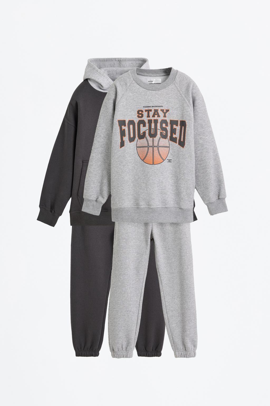 Conjunto de sweatshirt e calças de felpa