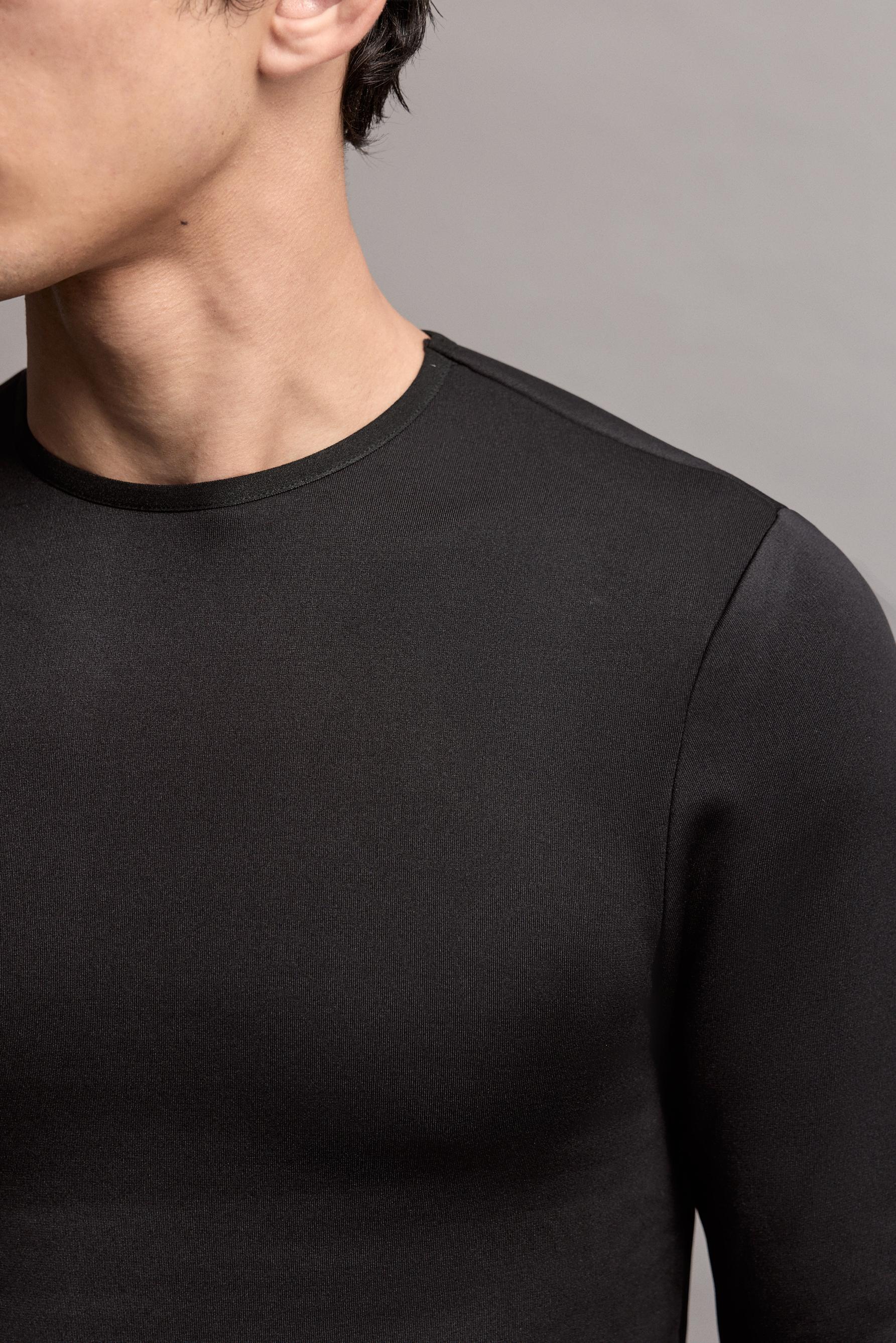HEAVY WEIGHT thermal insulation T-shirt (from -12ºC to 9ºC) — BLACK