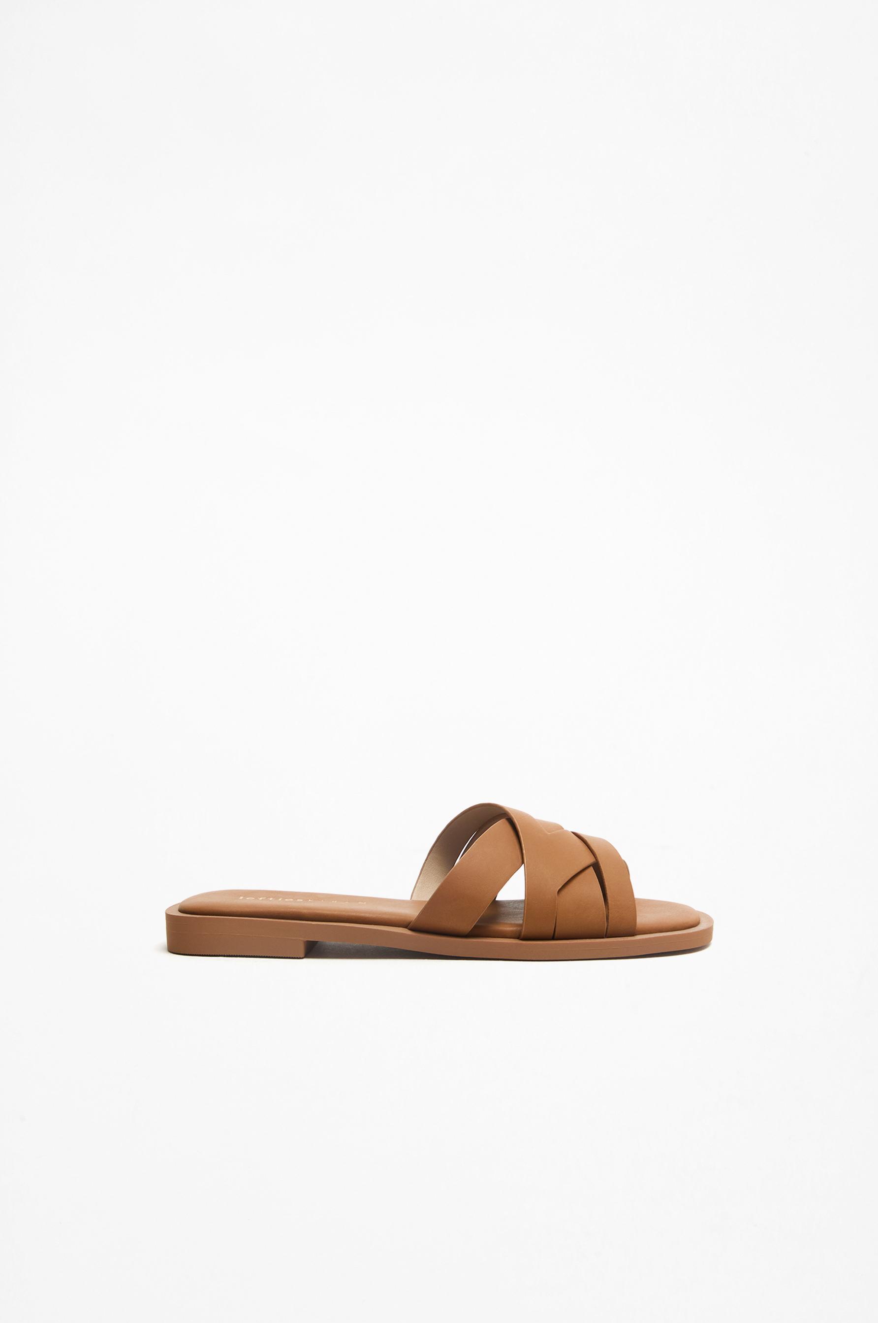 Braided sandals — LEATHER
