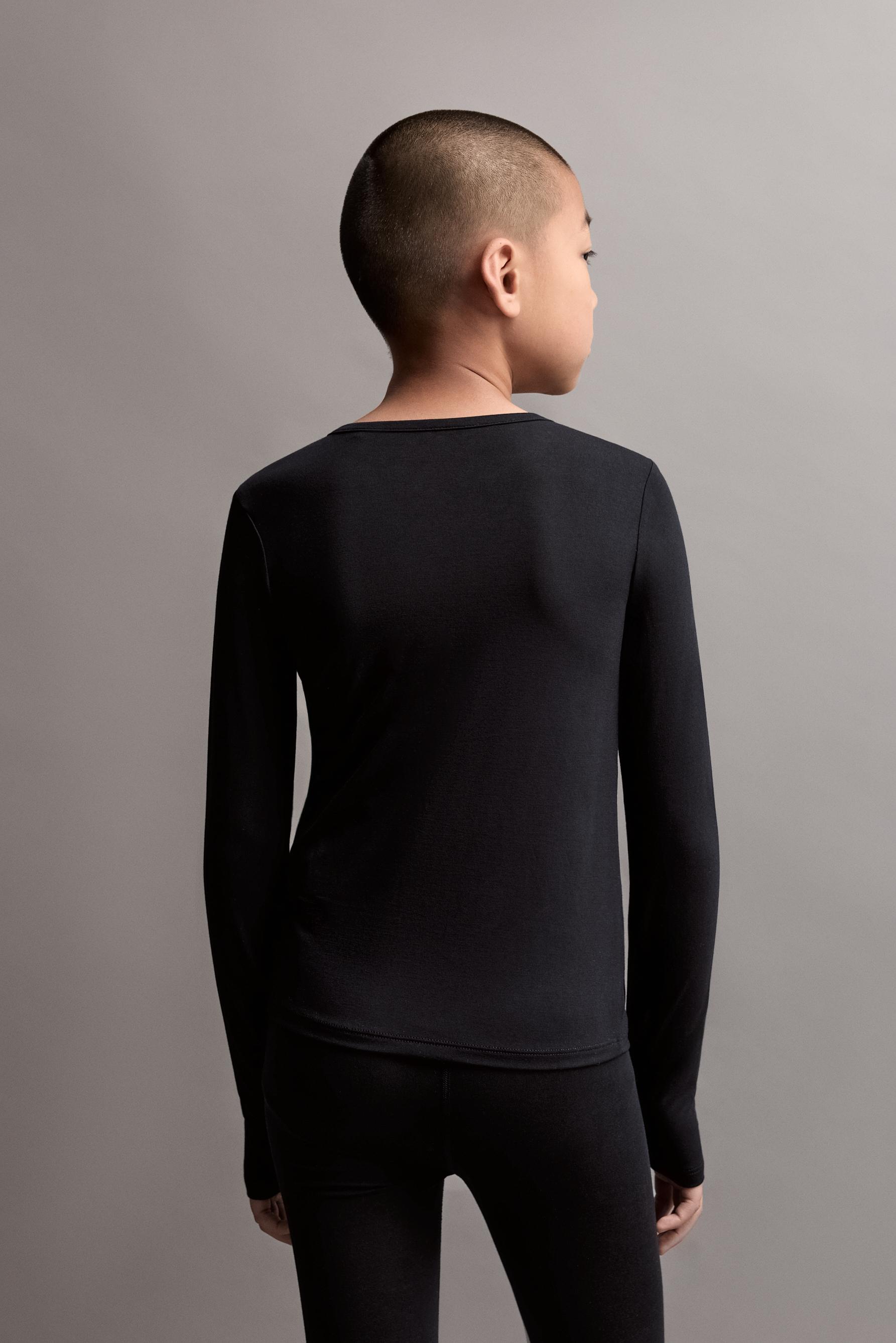 LIGHTWEIGHT thermal comfort T-shirt — BLACK