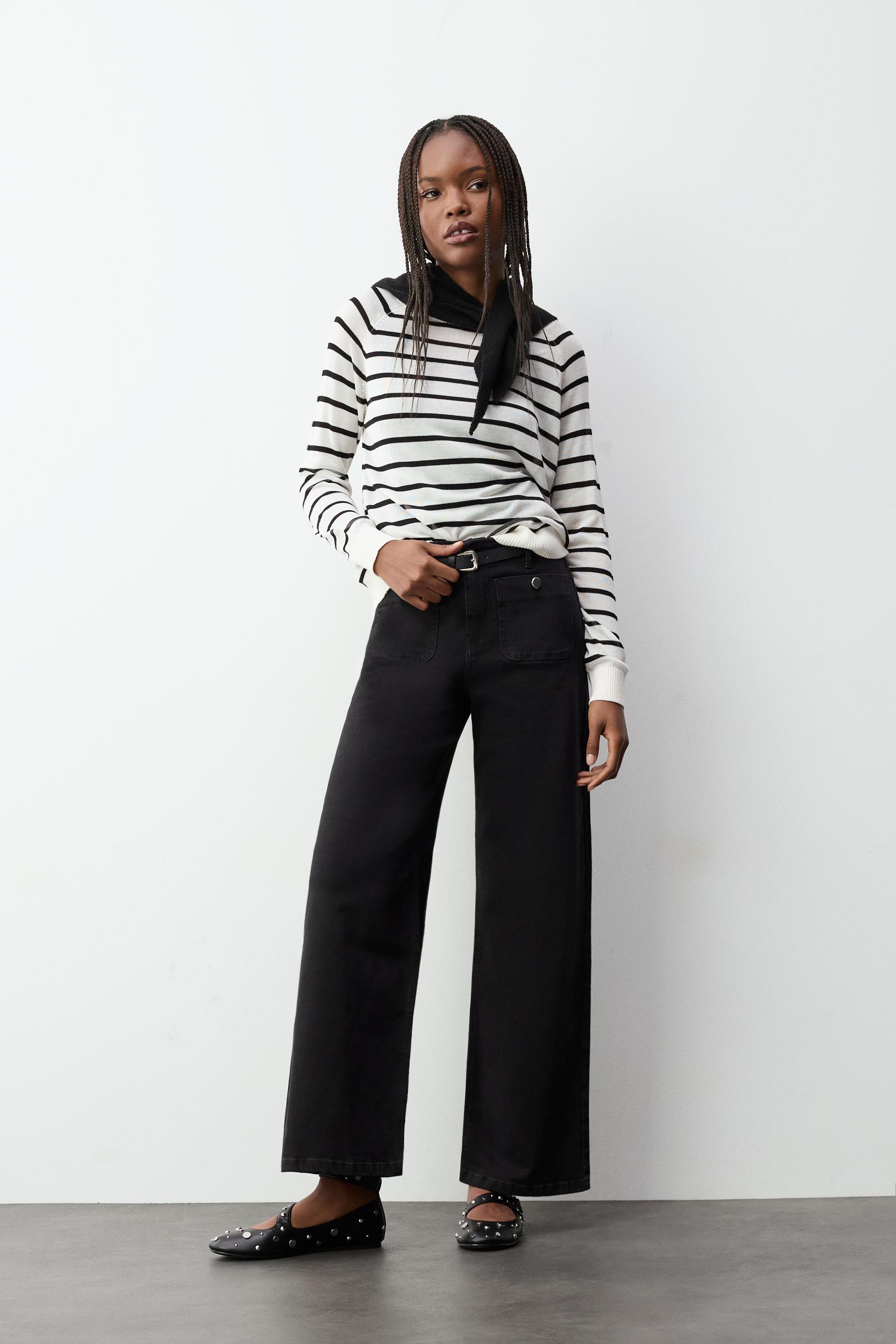 Jeans straight bolsillos plastrón