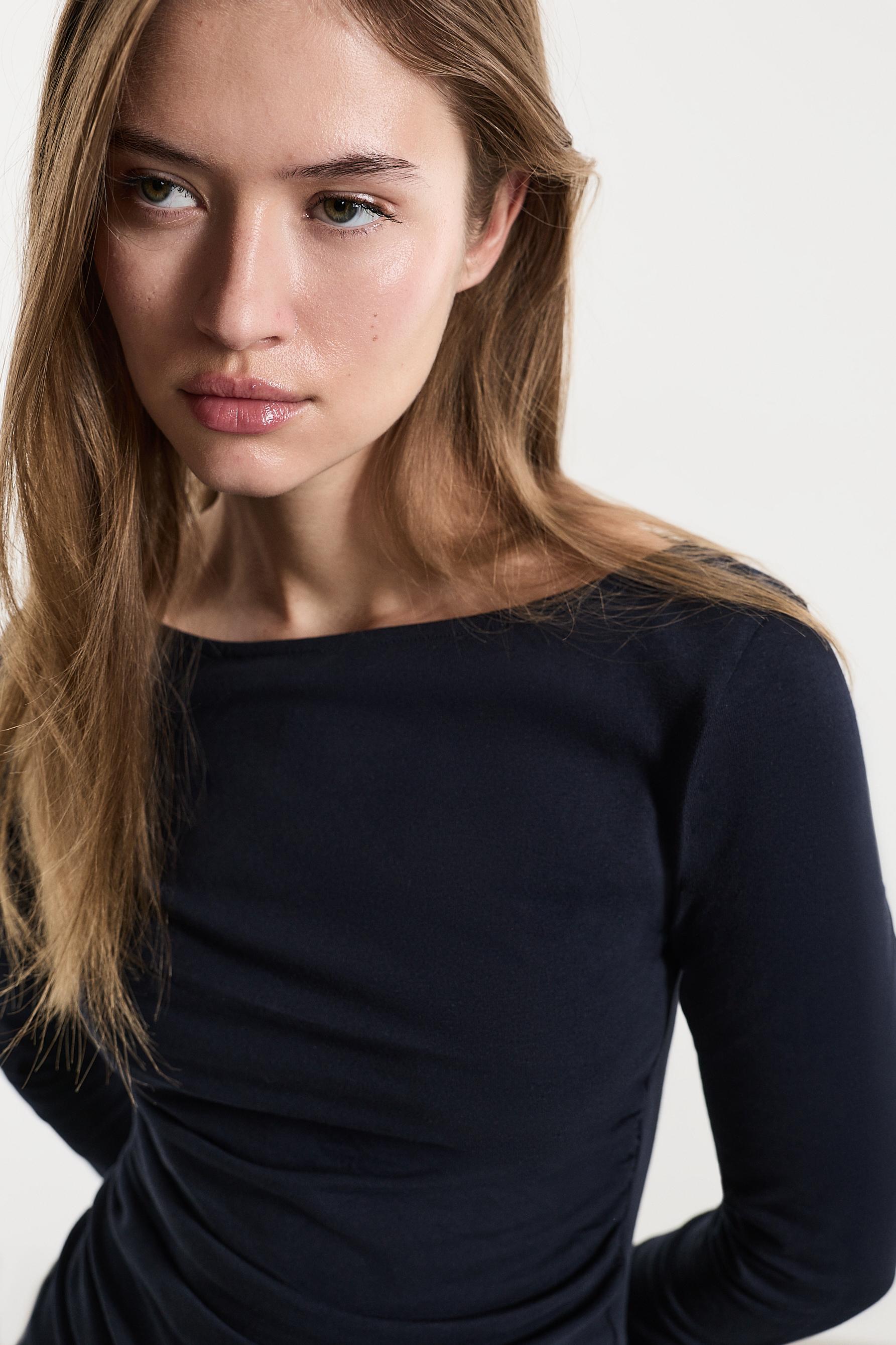 Ruched T-shirt — DARK NAVY