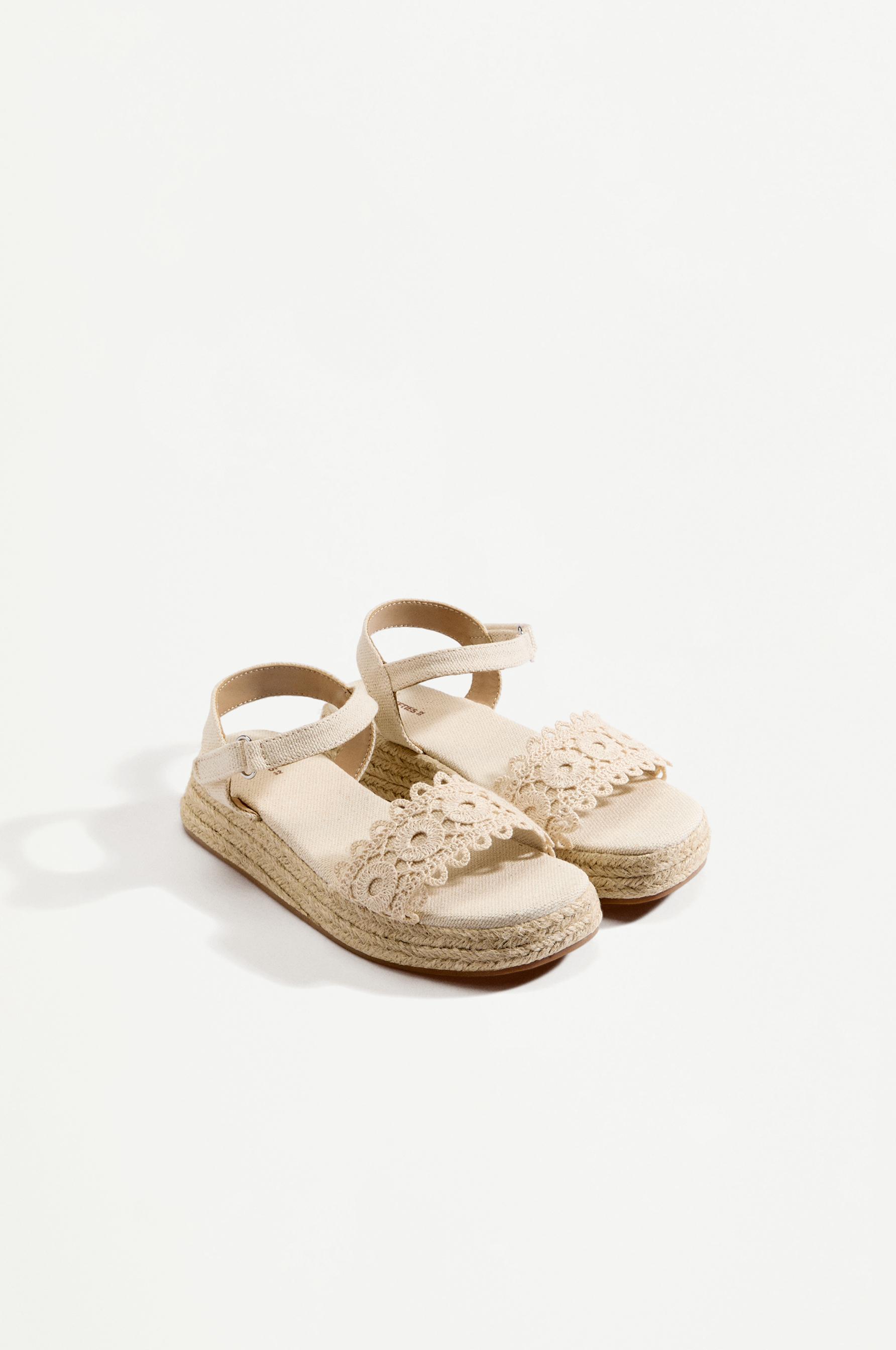 Lace platform sandals — BEIGE