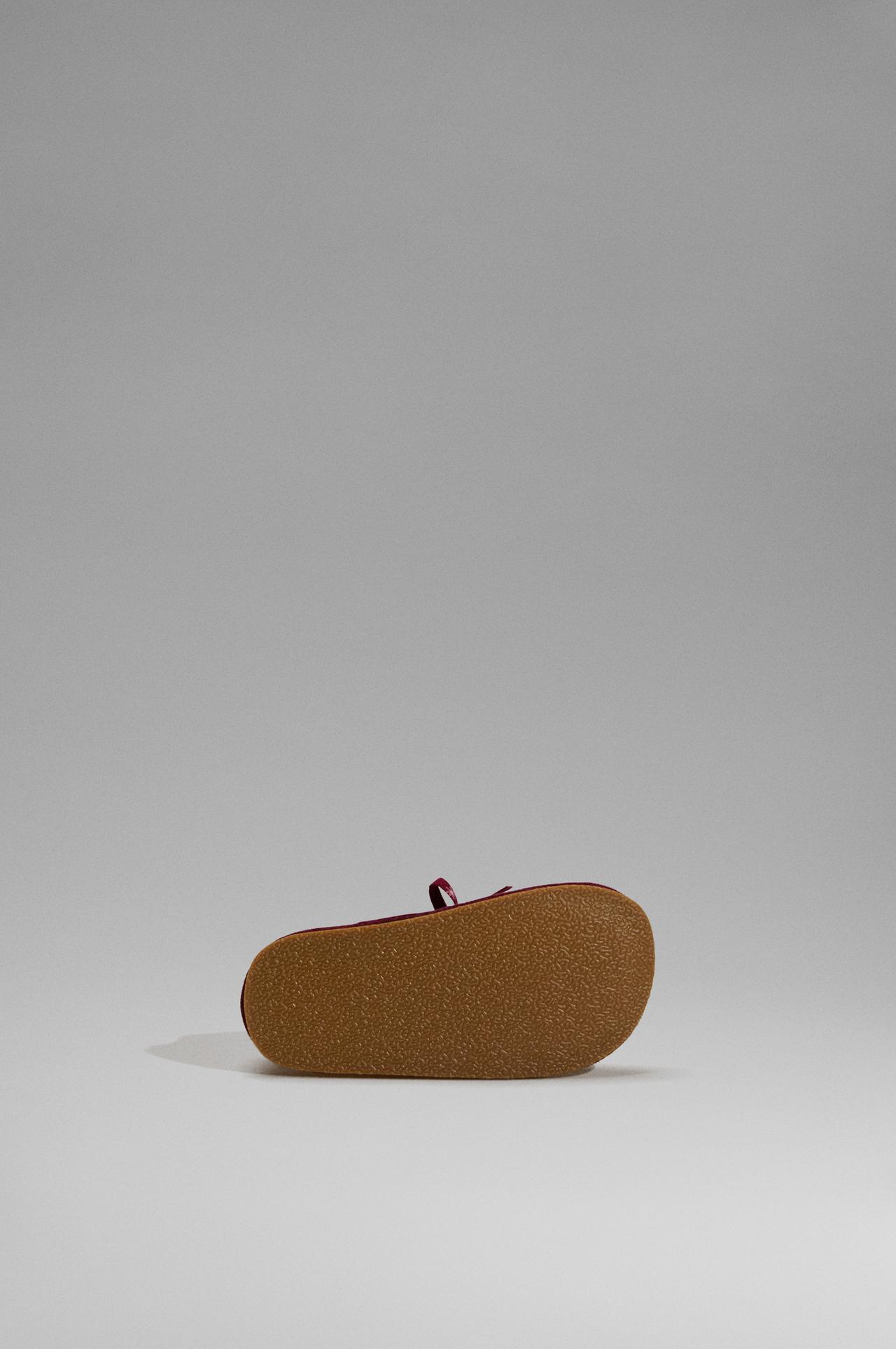 Barefoot ballet flats with bow detail — BURGUNDY