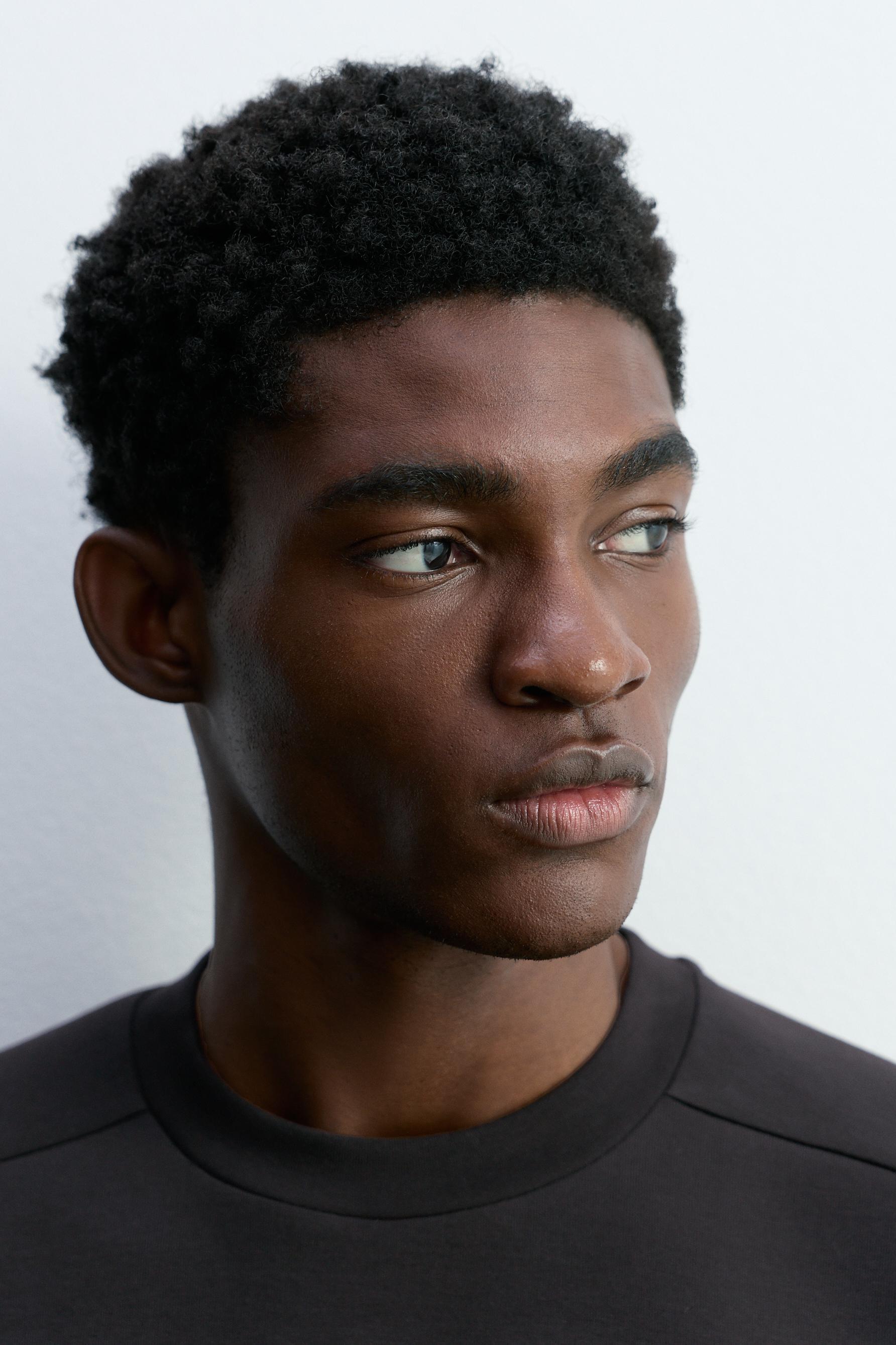 Heavy interlock T-shirt — BLACK