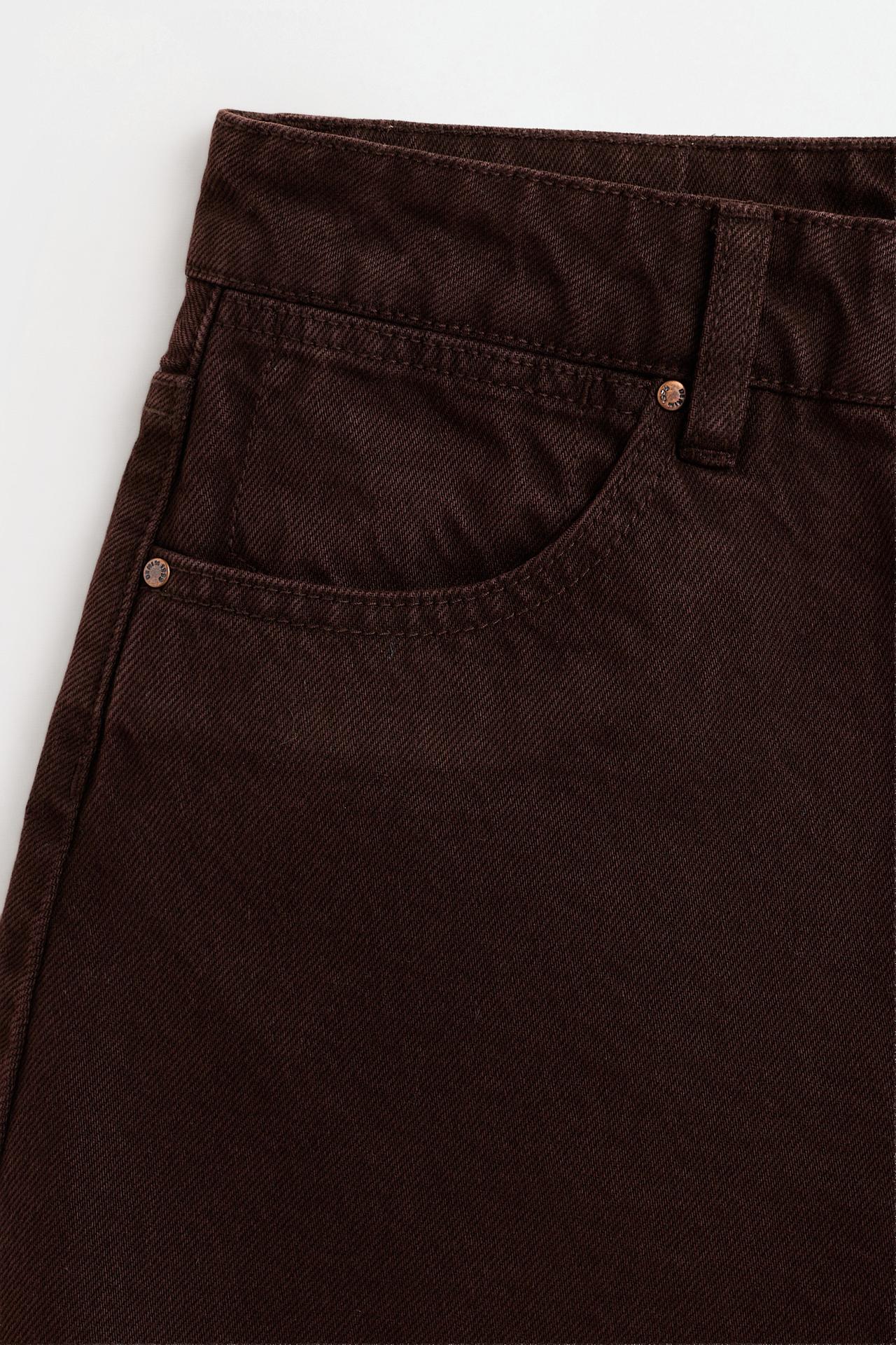 Basic mom fit denim shorts — BROWN