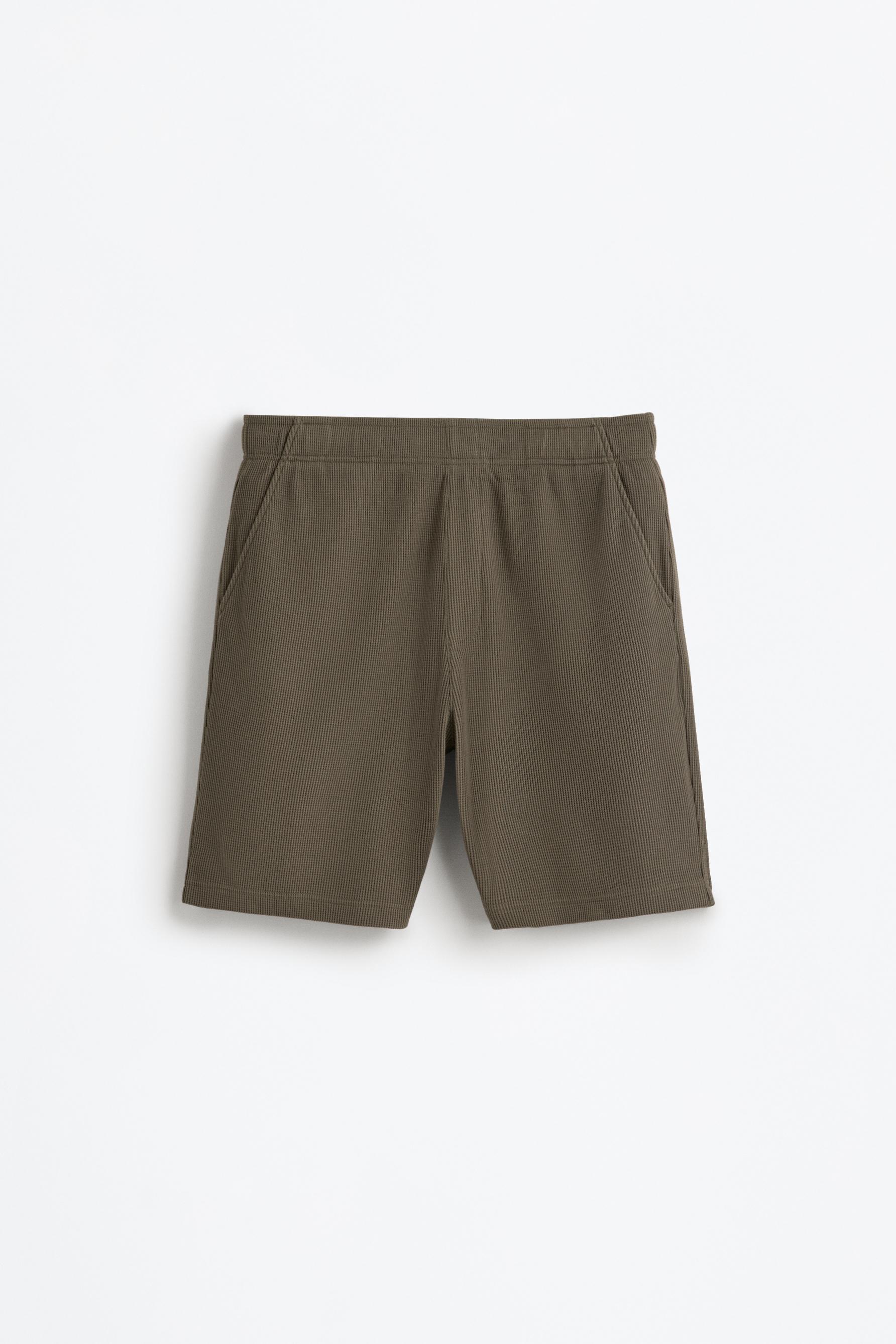 Waffle-knit textured Bermuda shorts — MEDIUM KHAKI