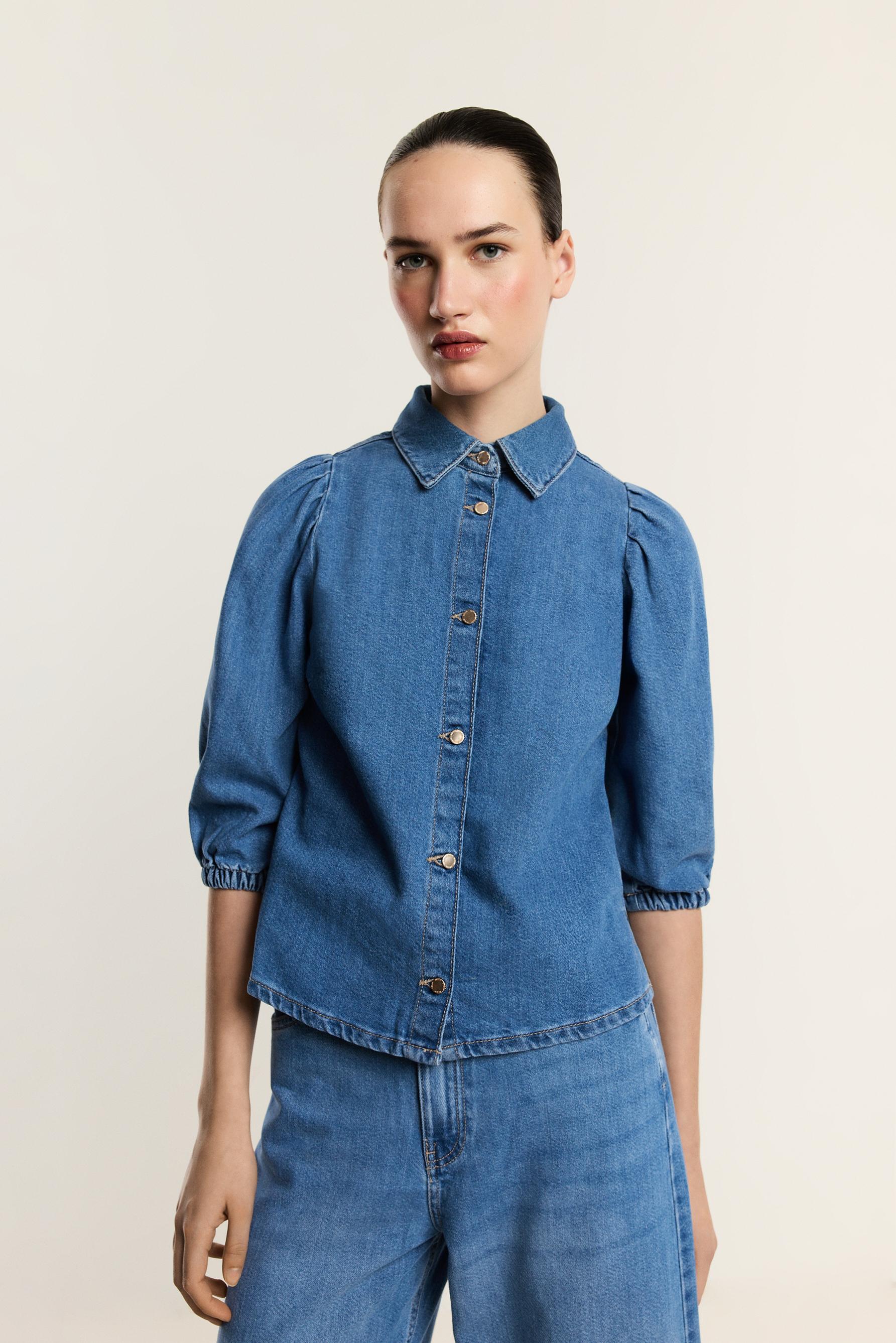 Camisa denim abullonada