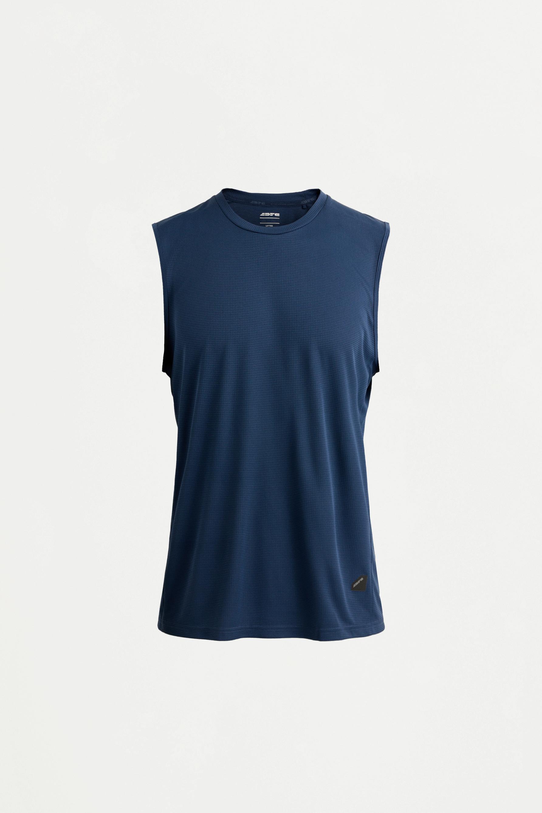 Sleeveless sports T-shirt — BLUE