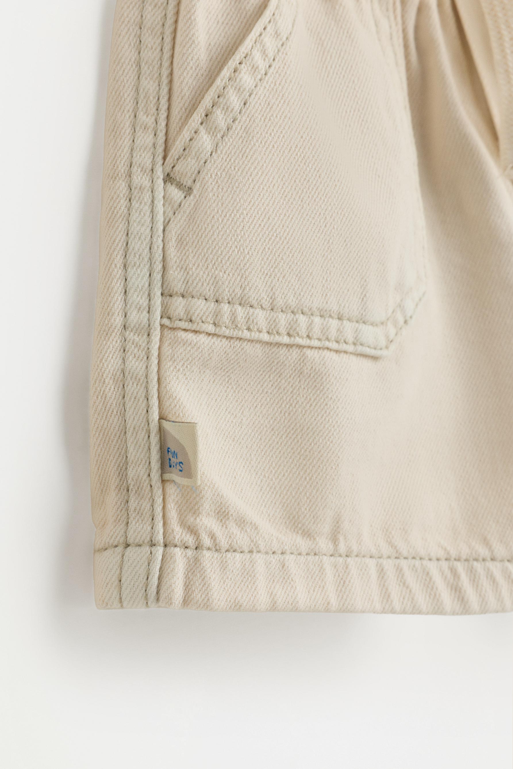 Denim jogger Bermuda shorts — ECRU