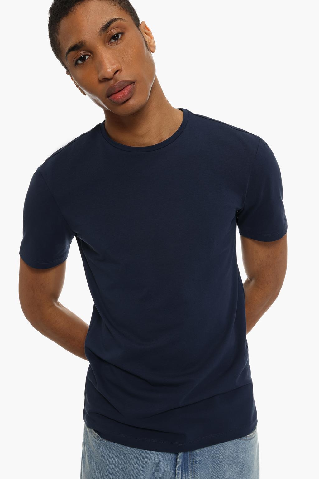 Slim fit basic T-shirt