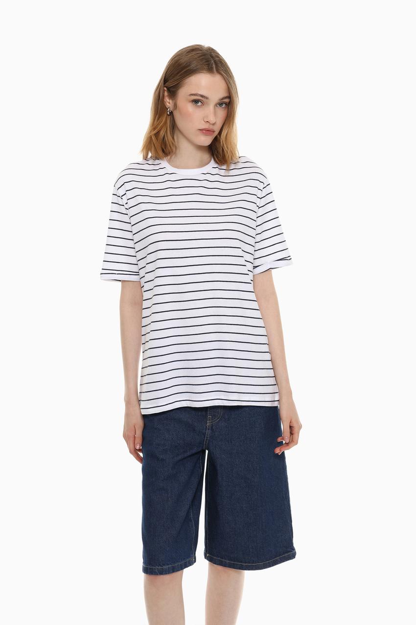 Oversized striped T-shirt Mid- low-waist Jeans CLOTHING