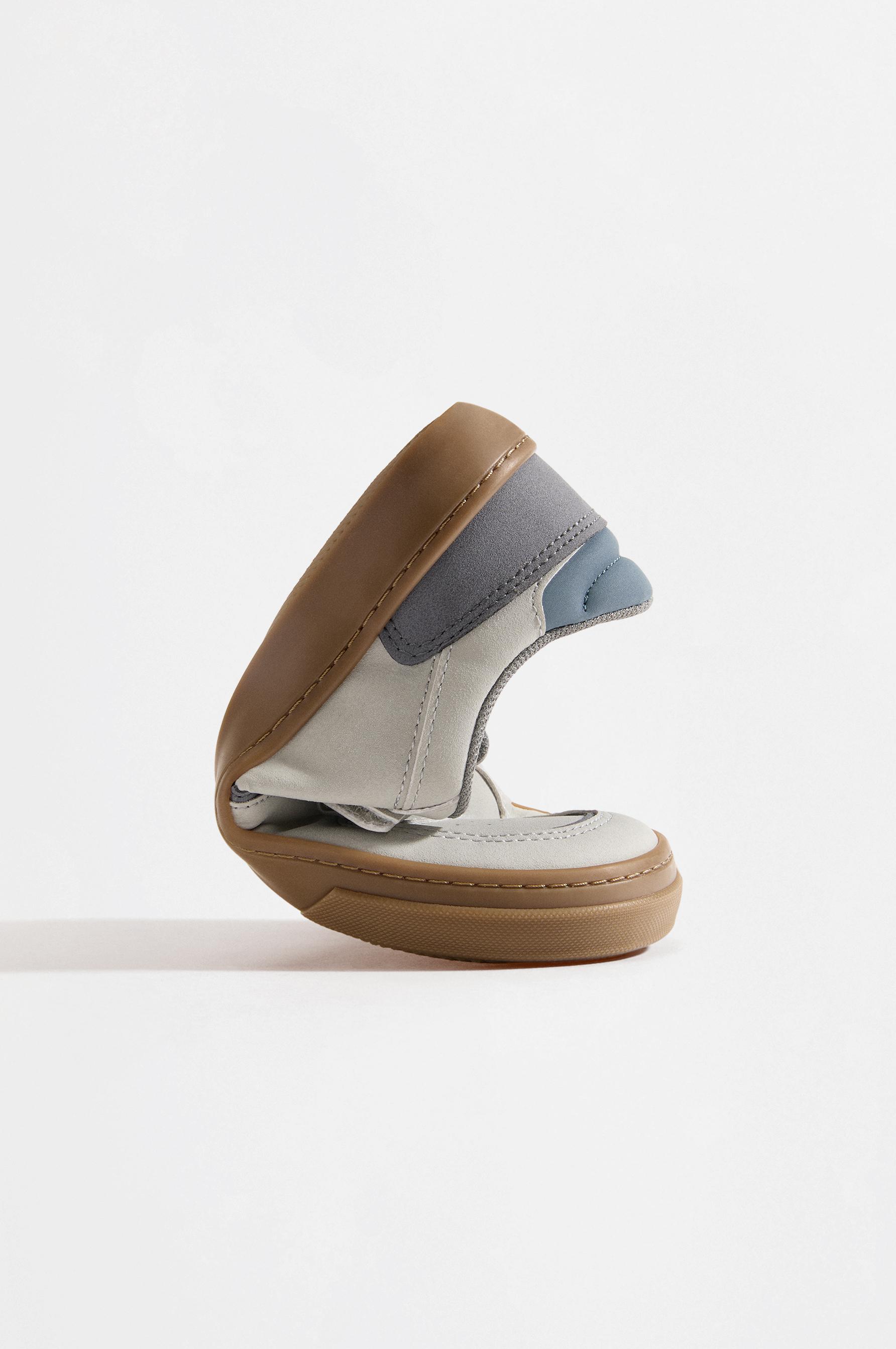 Casual barefoot sneakers — GREY