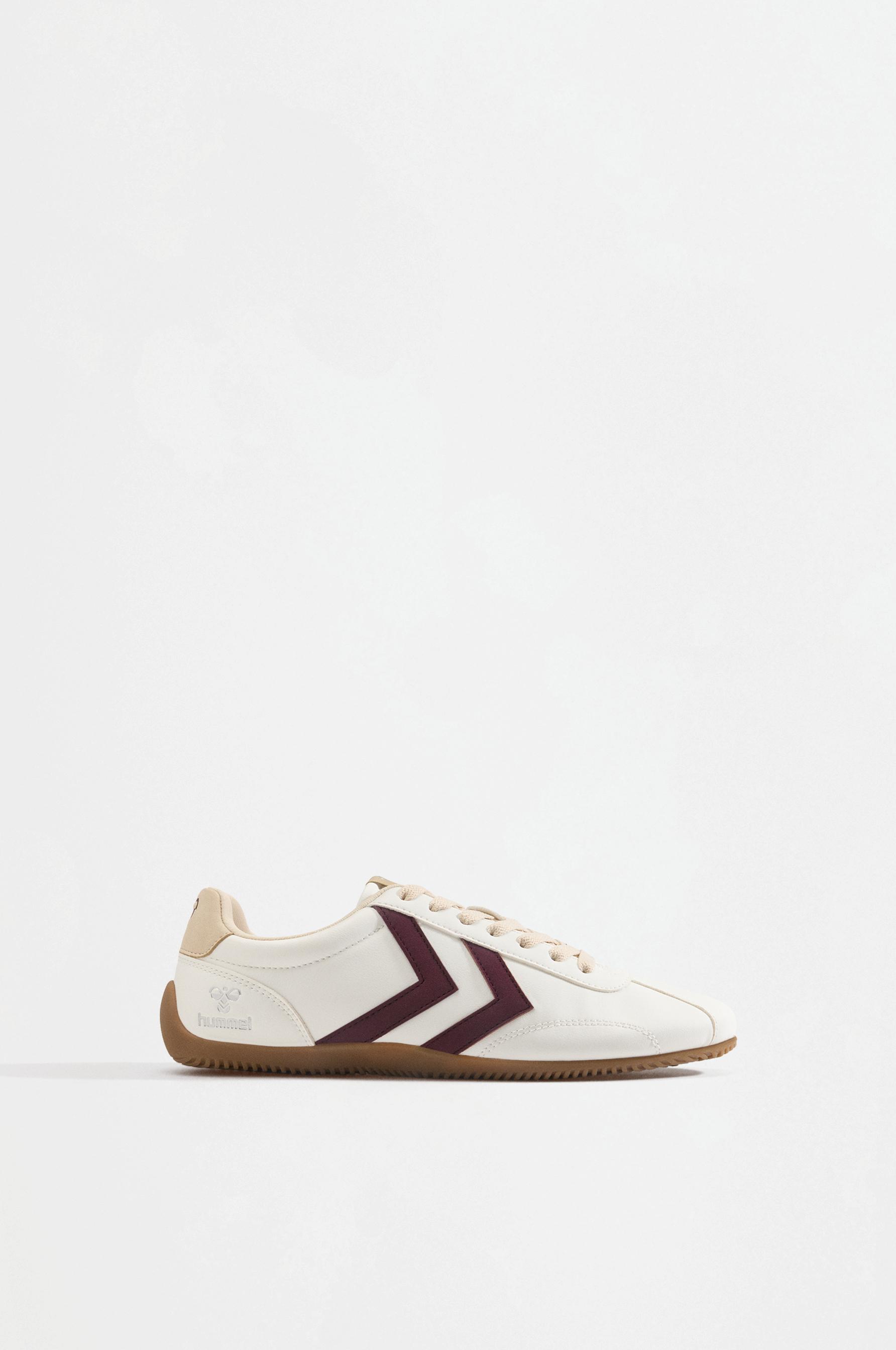 Hummel thin-sole sneakers — WHITE