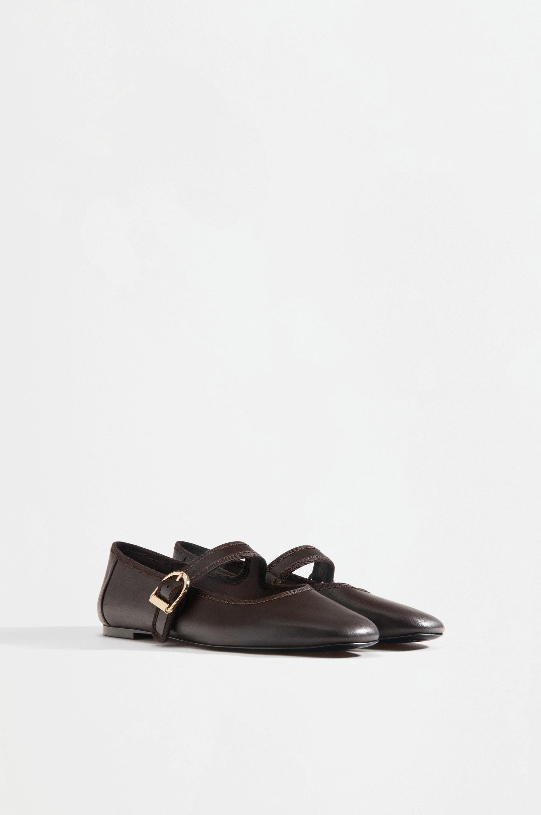 Buckle ballet flats — BROWN