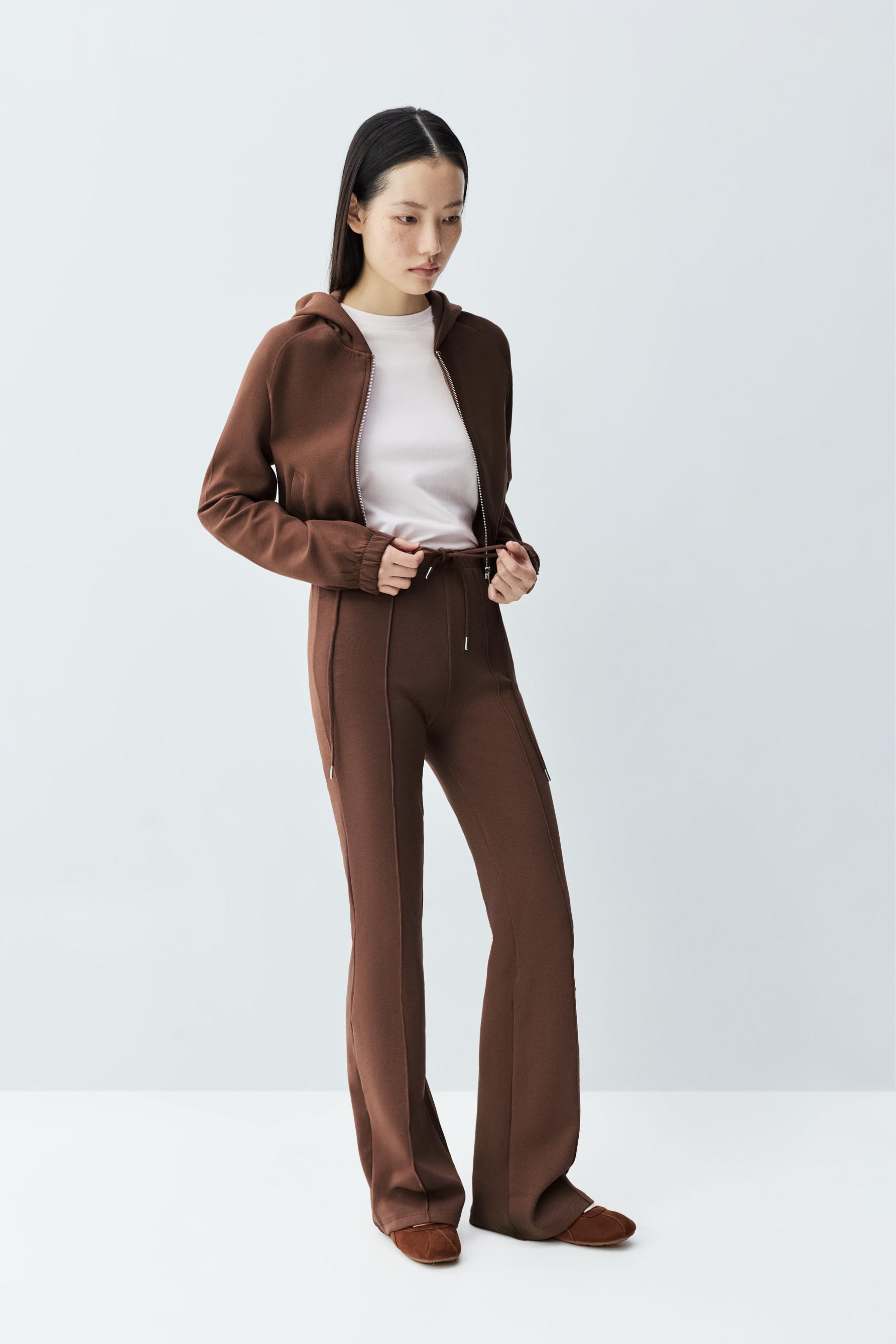 Pantalón chándal flare