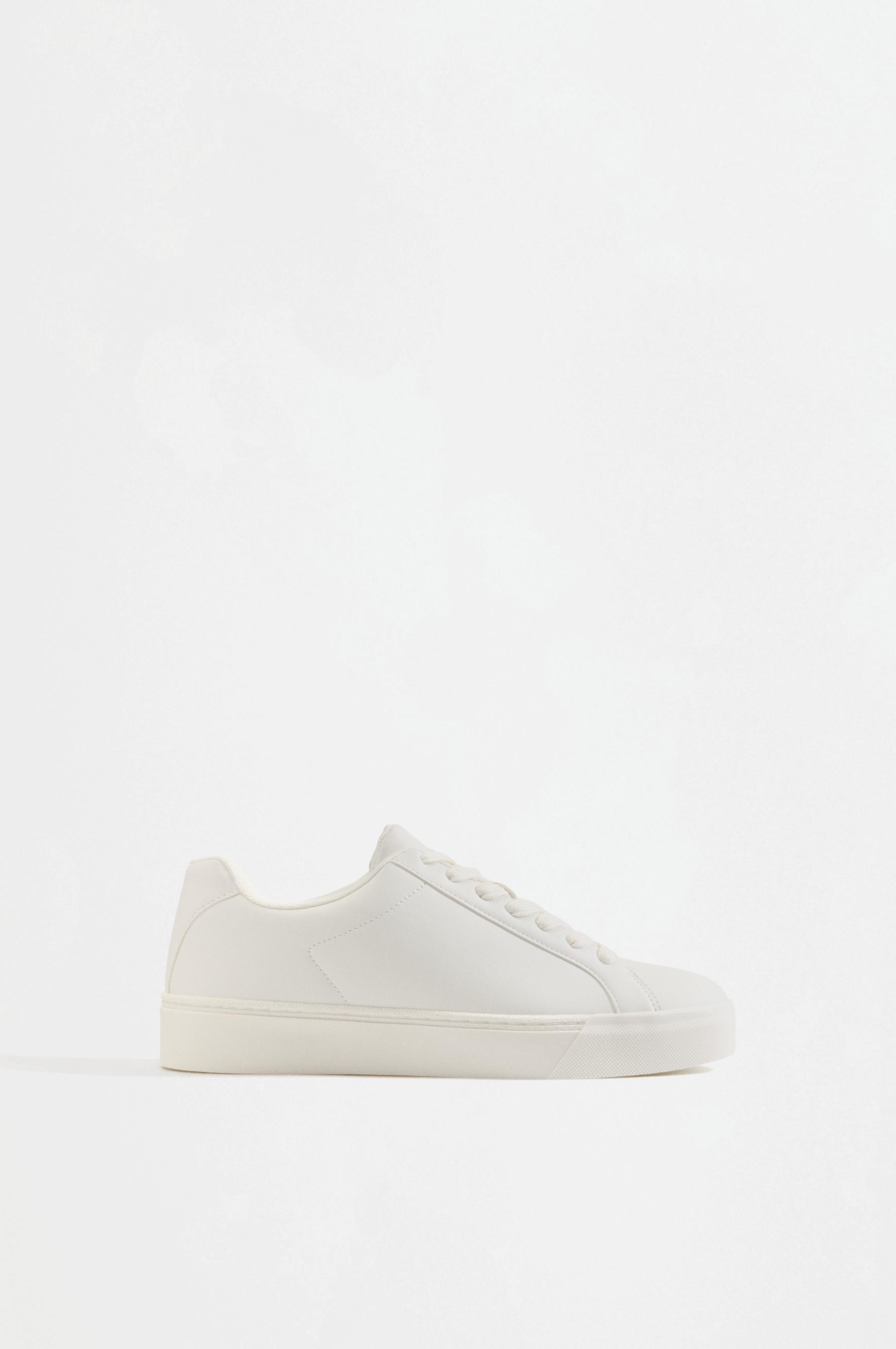 Casual sneakers — WHITE