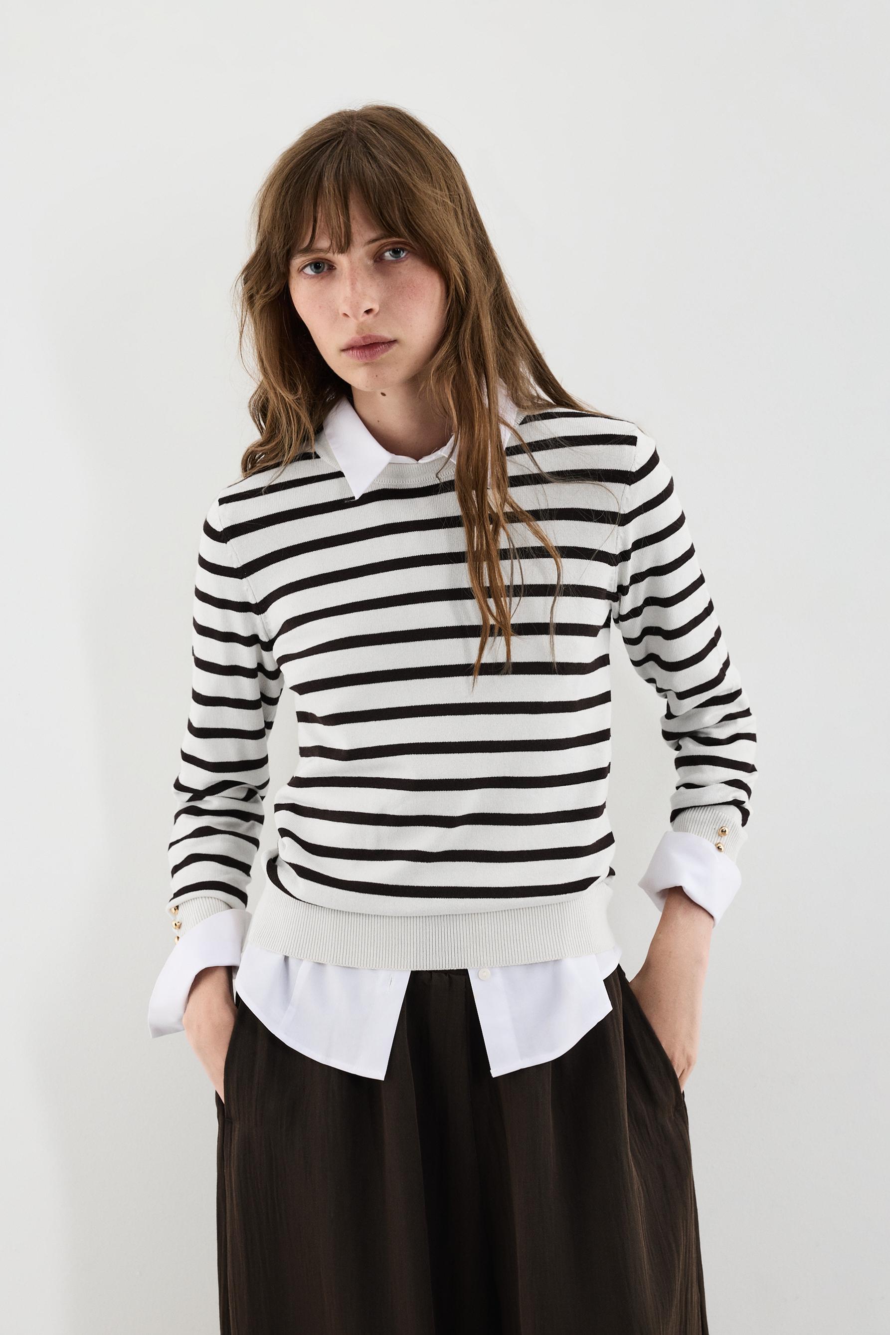 Basic gold button sweater — BEIGE/BROWN