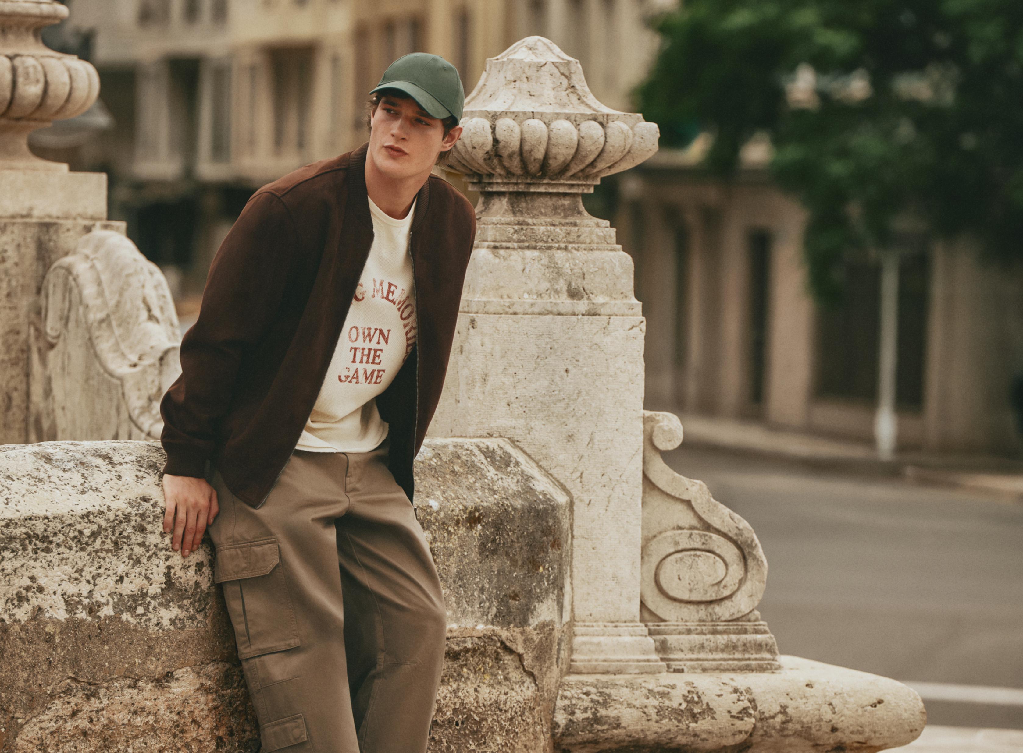 Double-collar printed T-shirt — SAND