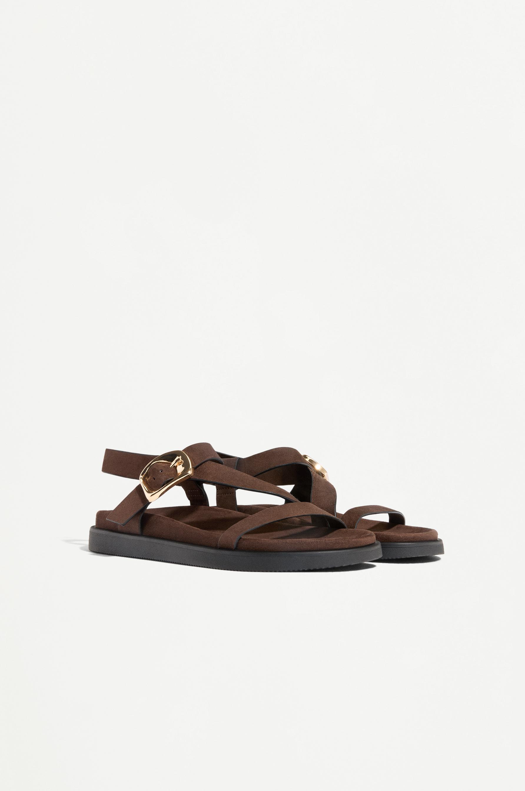 Strap flat sandals — BROWN