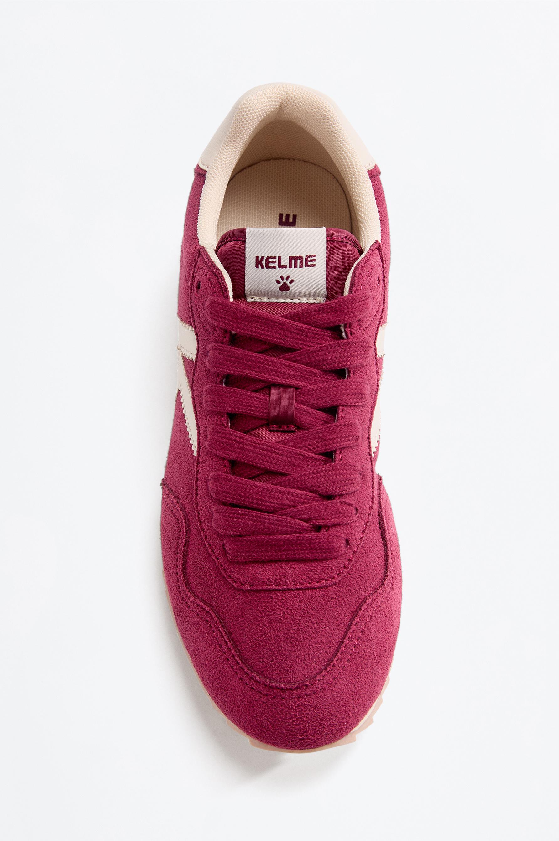 Kelme sports shoe — BURGUNDY