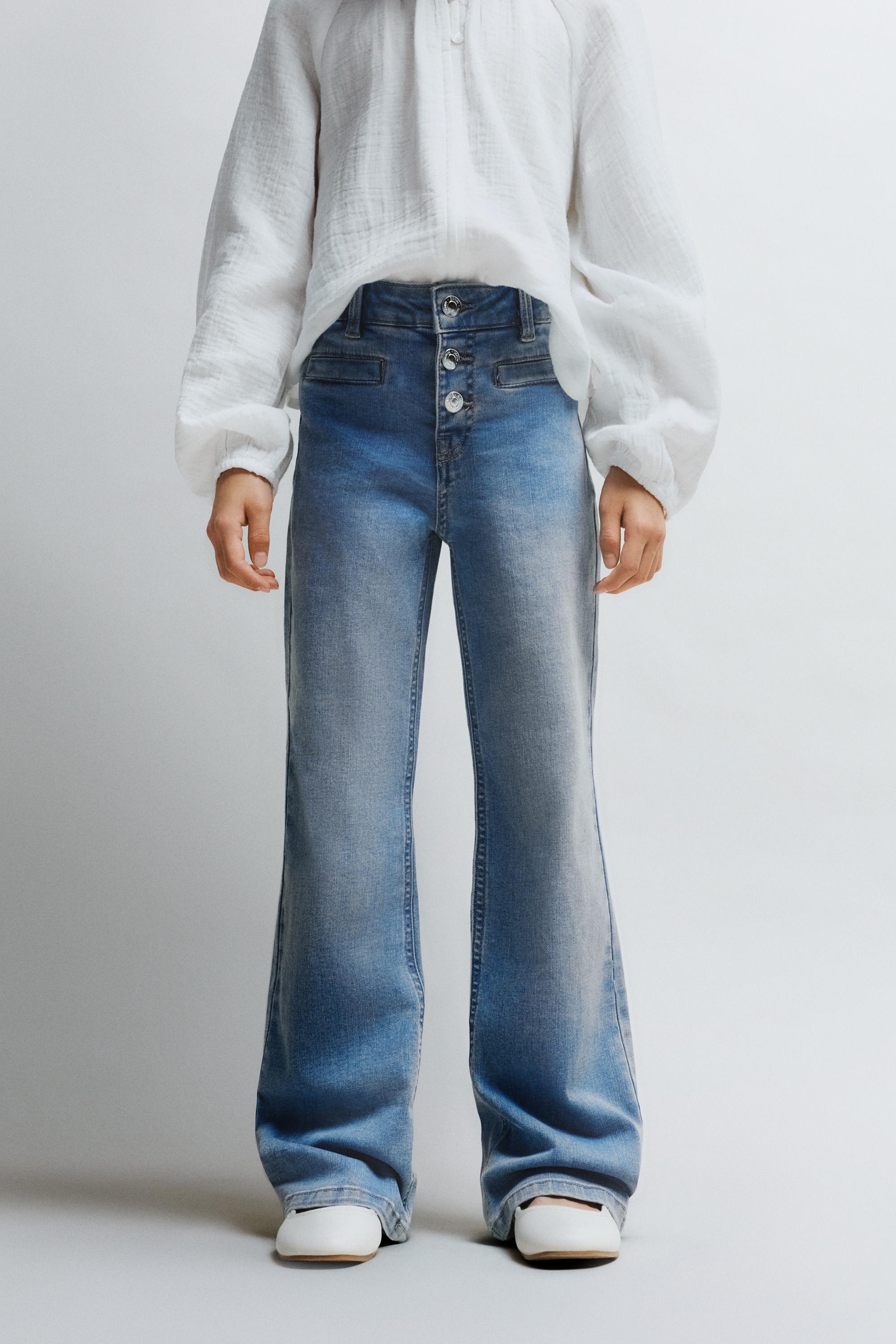 Bell bottom jeans with buttons — PALE BLUE