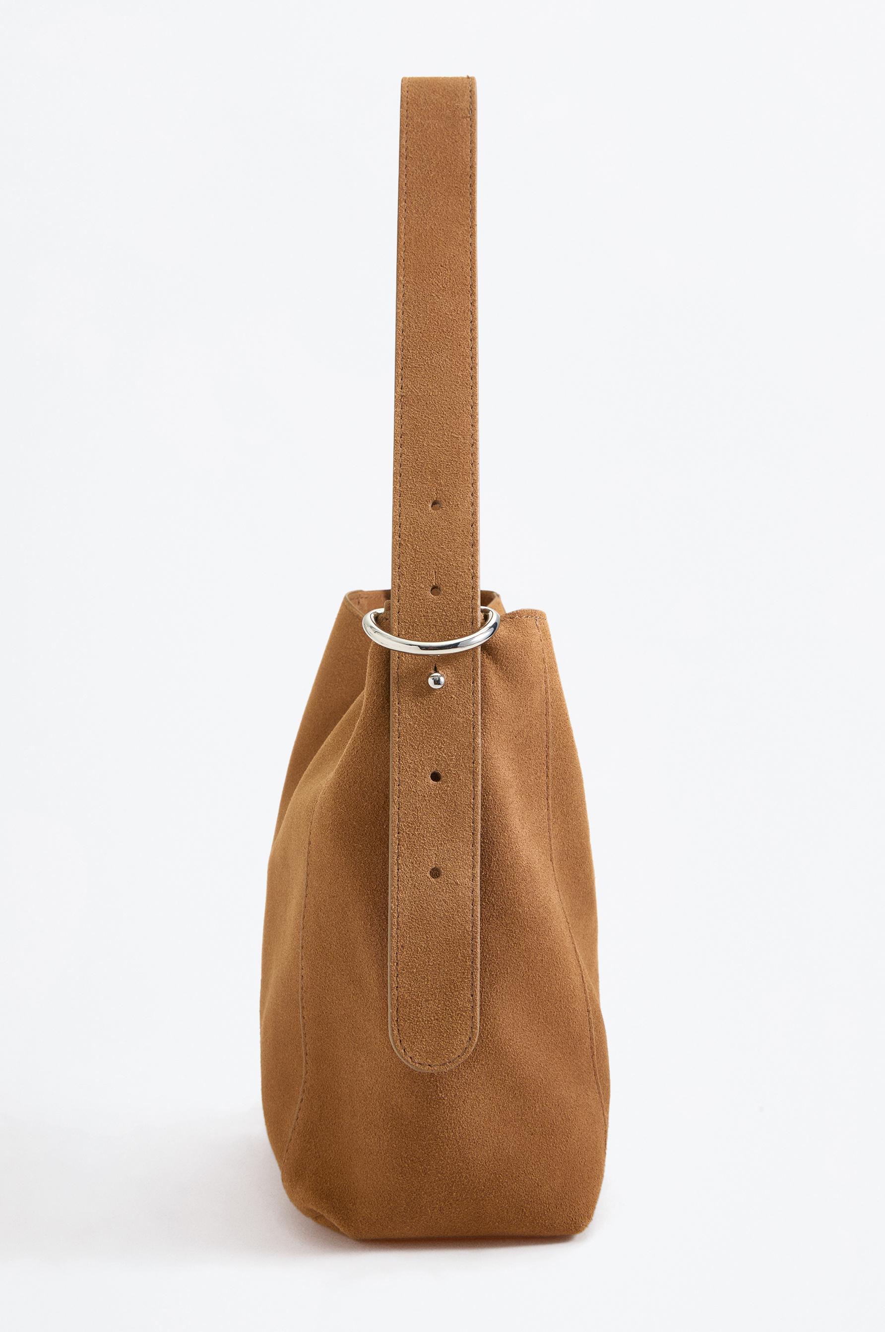 Leather bucket bag — CAMEL