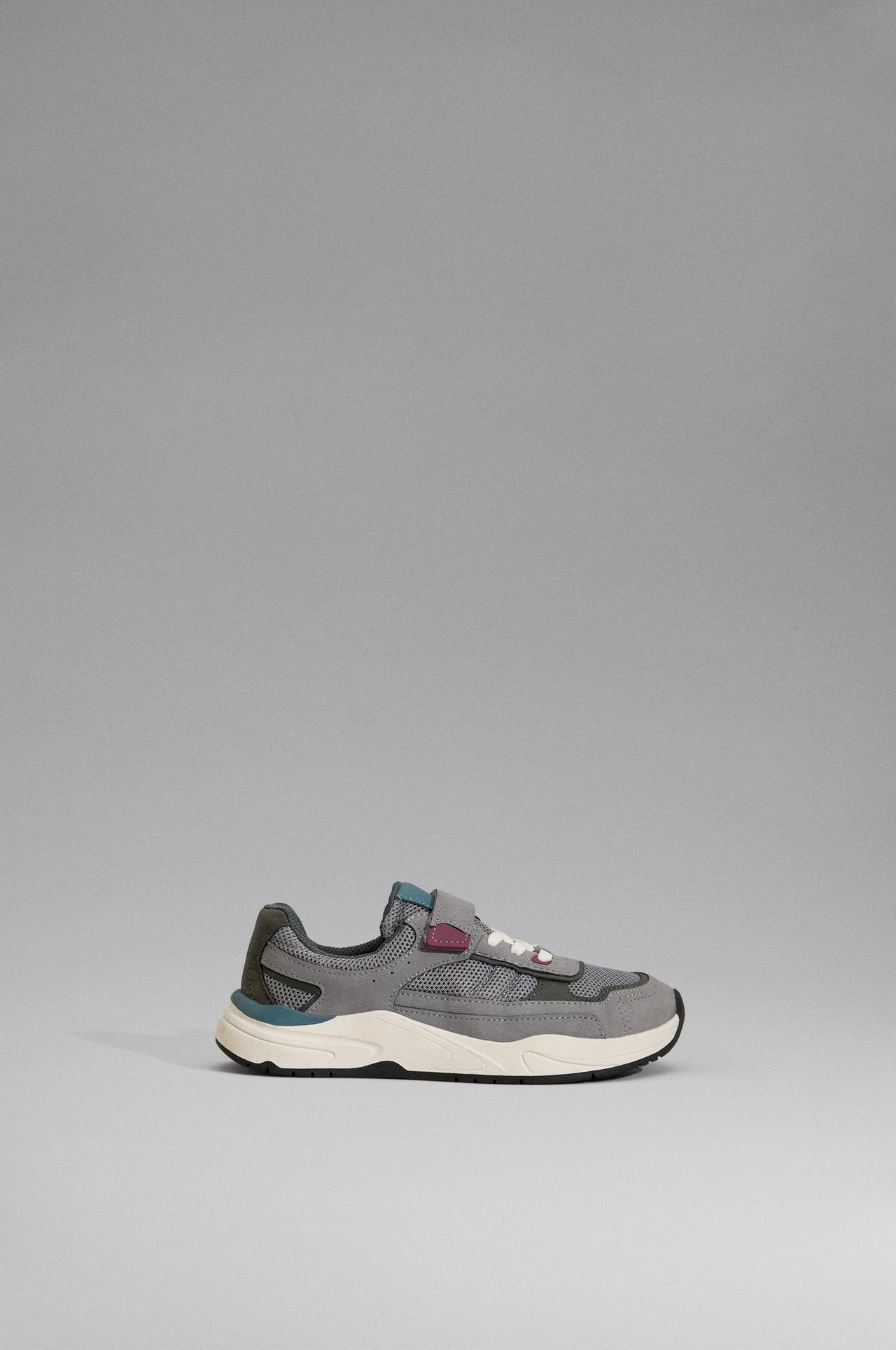 CASUAL BAREFOOT SPORTS SHOES — GREY