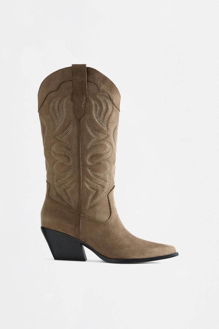Split suede-effect cowboy boots — BROWN