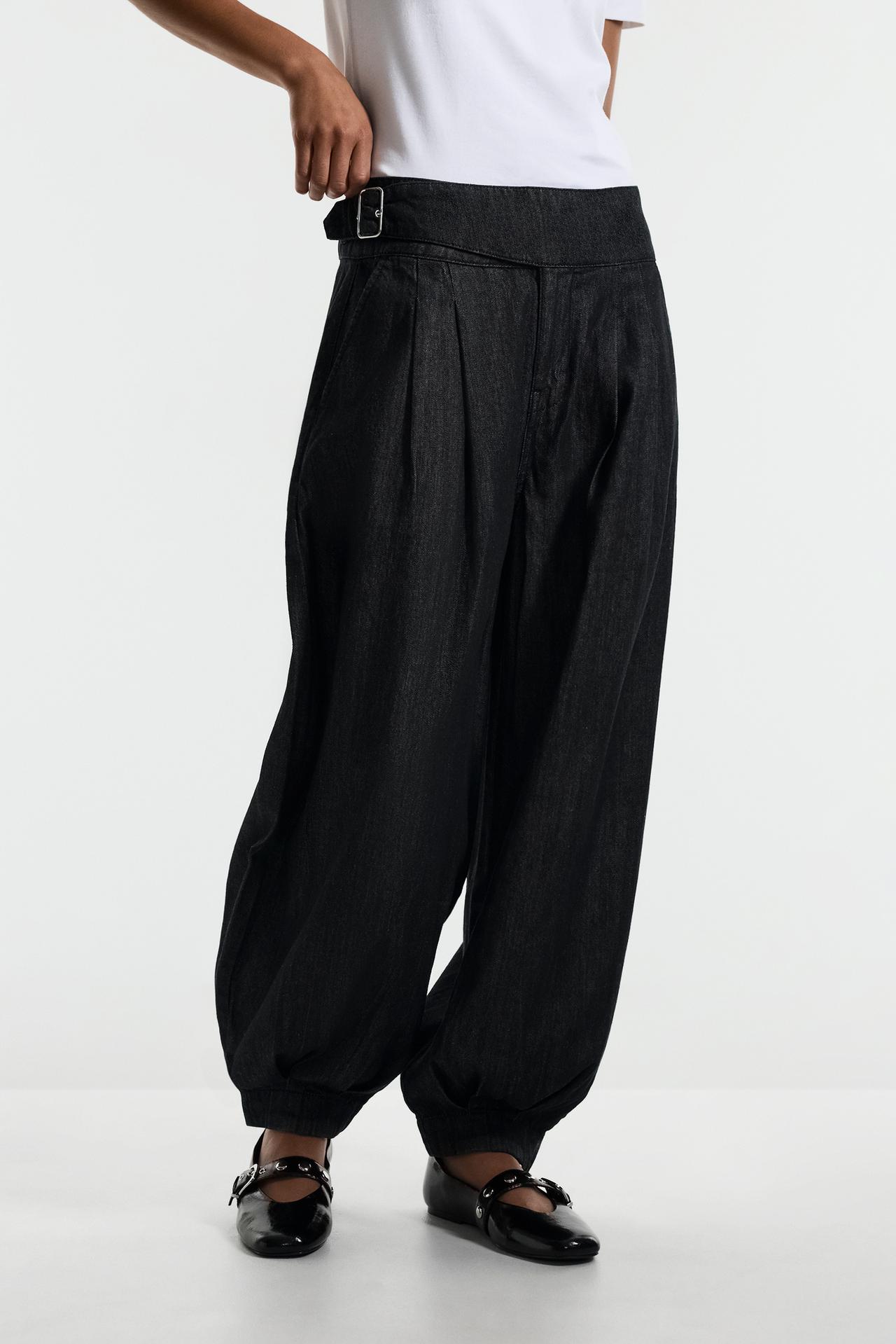 Sarouel trousers with buckle — BLACK
