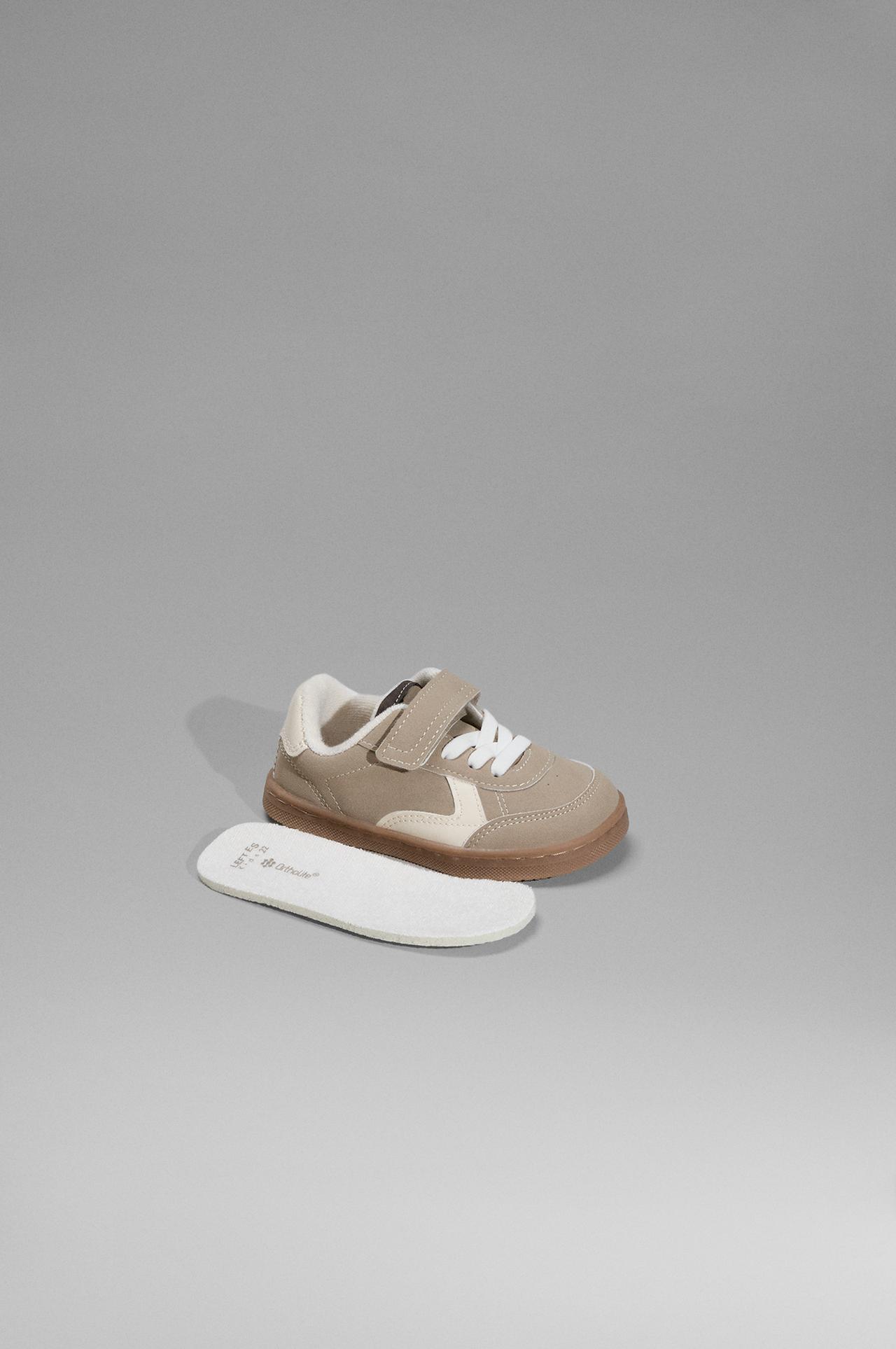 Combined barefoot sneakers — BROWN
