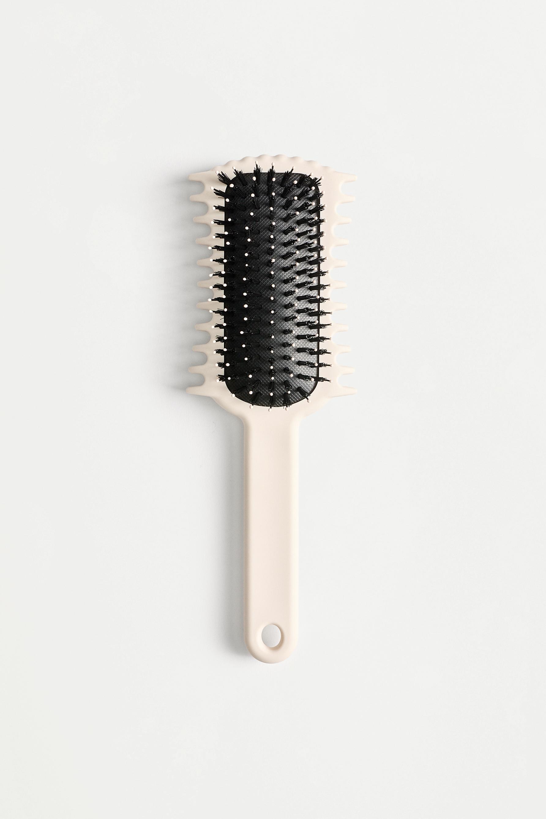 Curly fur brush — CAMEL