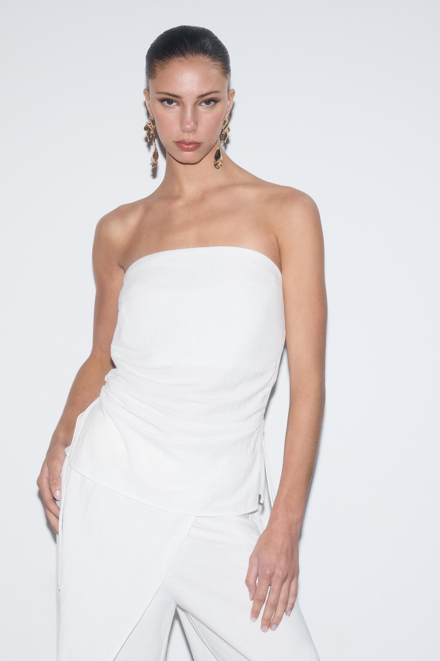 Top palabra de honor fruncidos