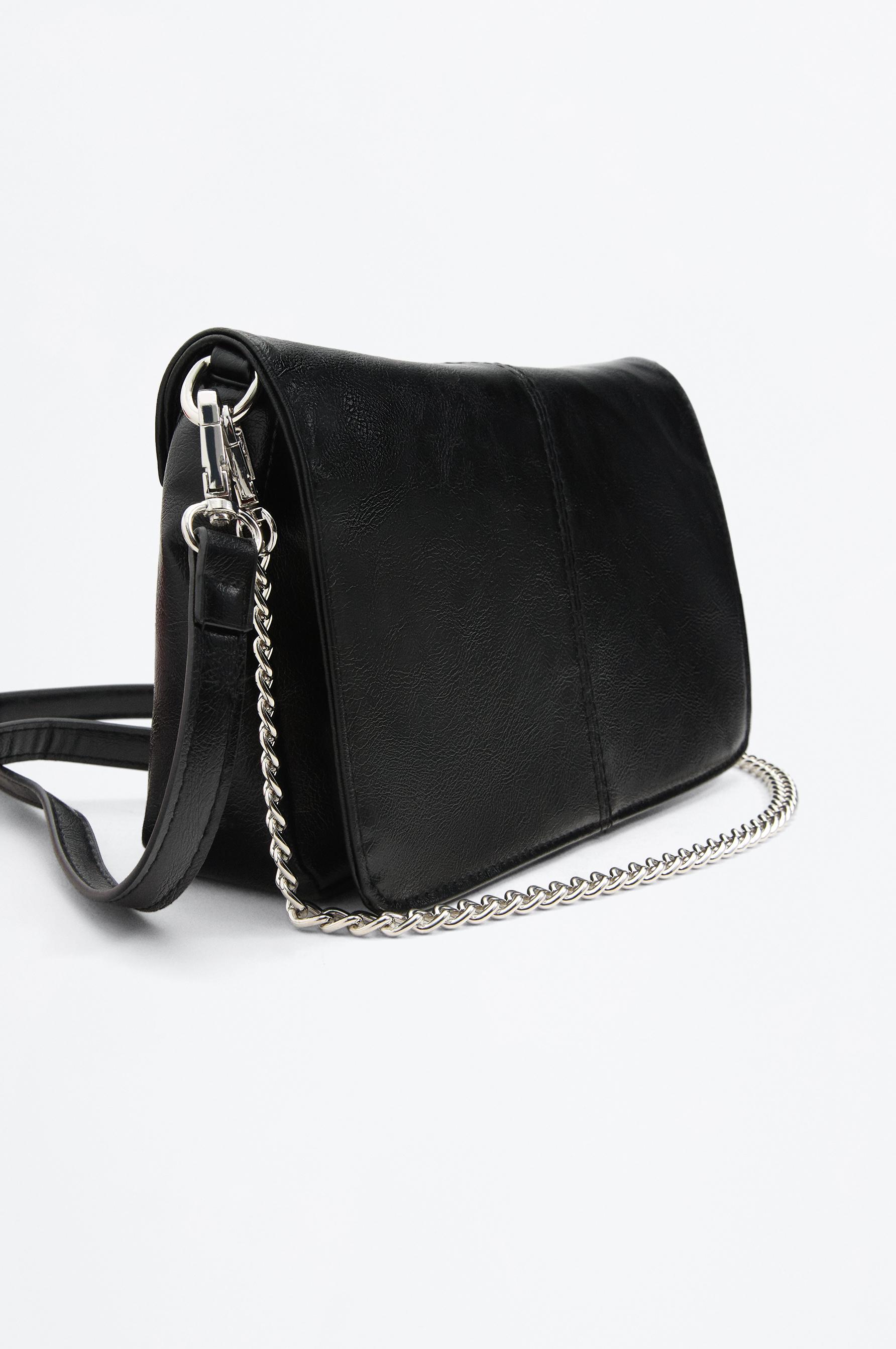Chain detail shoulder bag — BLACK