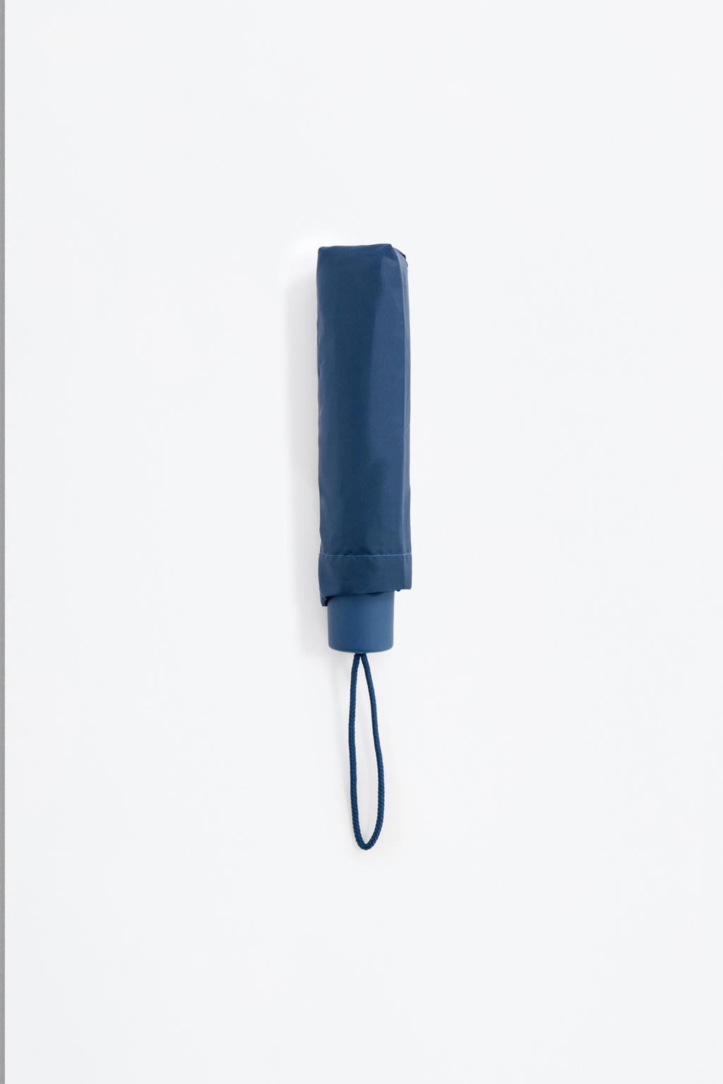 Coloured folding umbrella