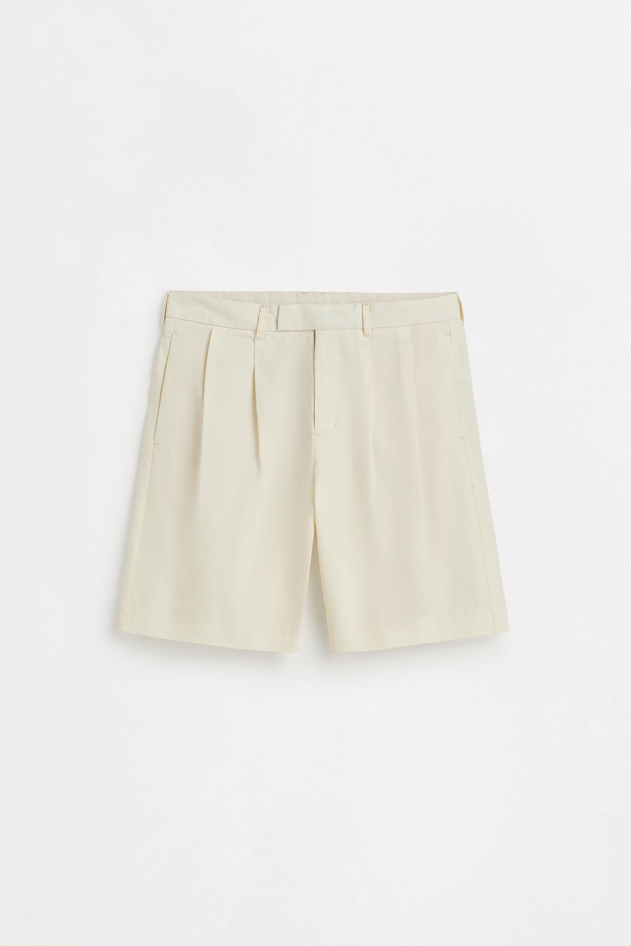 Pleated chino Bermuda shorts — OFF WHITE