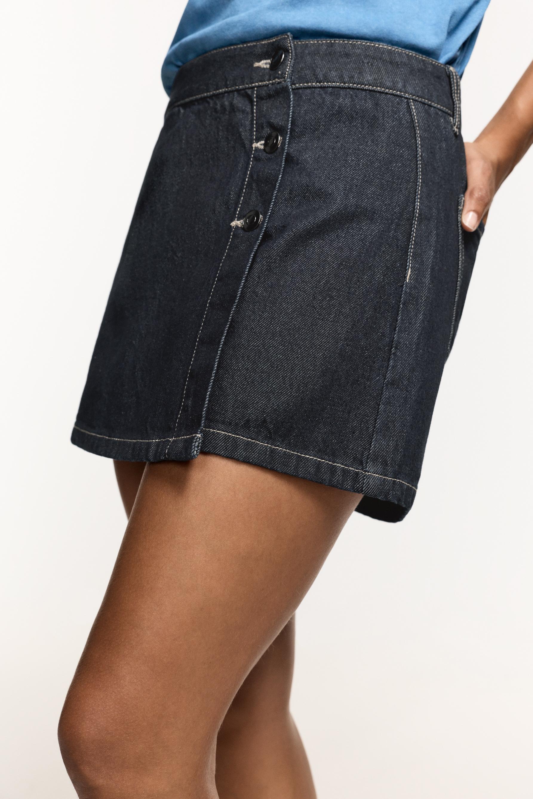 Denim button-front skort — BLUE