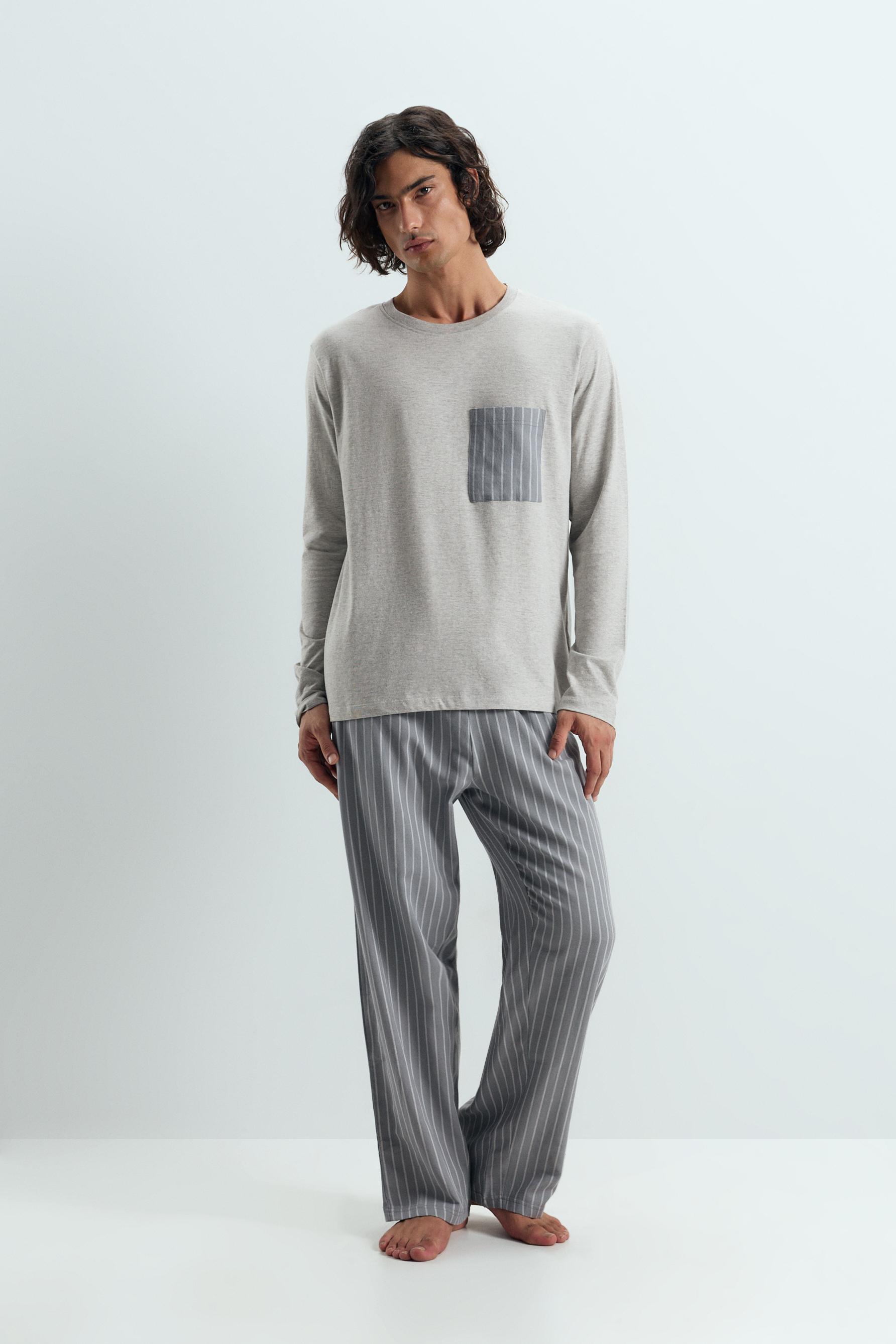 Pijama largo bolsillo franela