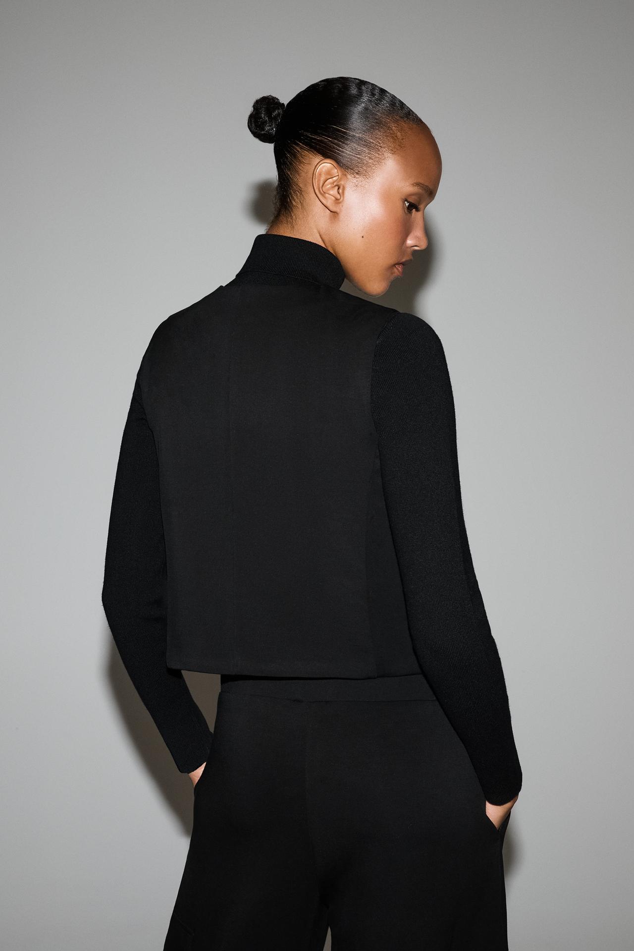 Flowing vest — BLACK