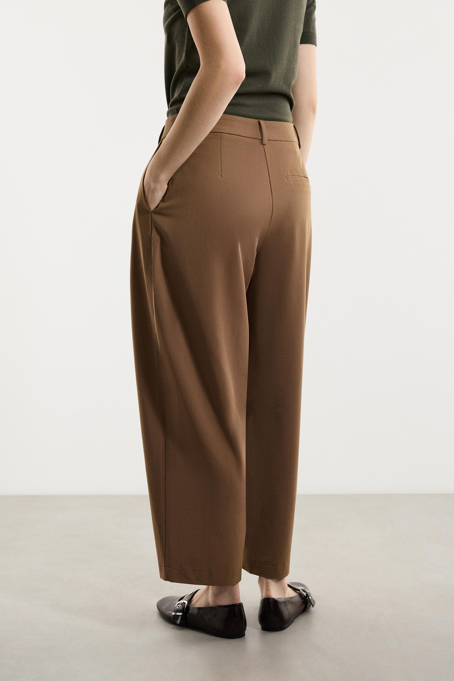 Asymmetrical waist barrel trousers — DARK CAMEL