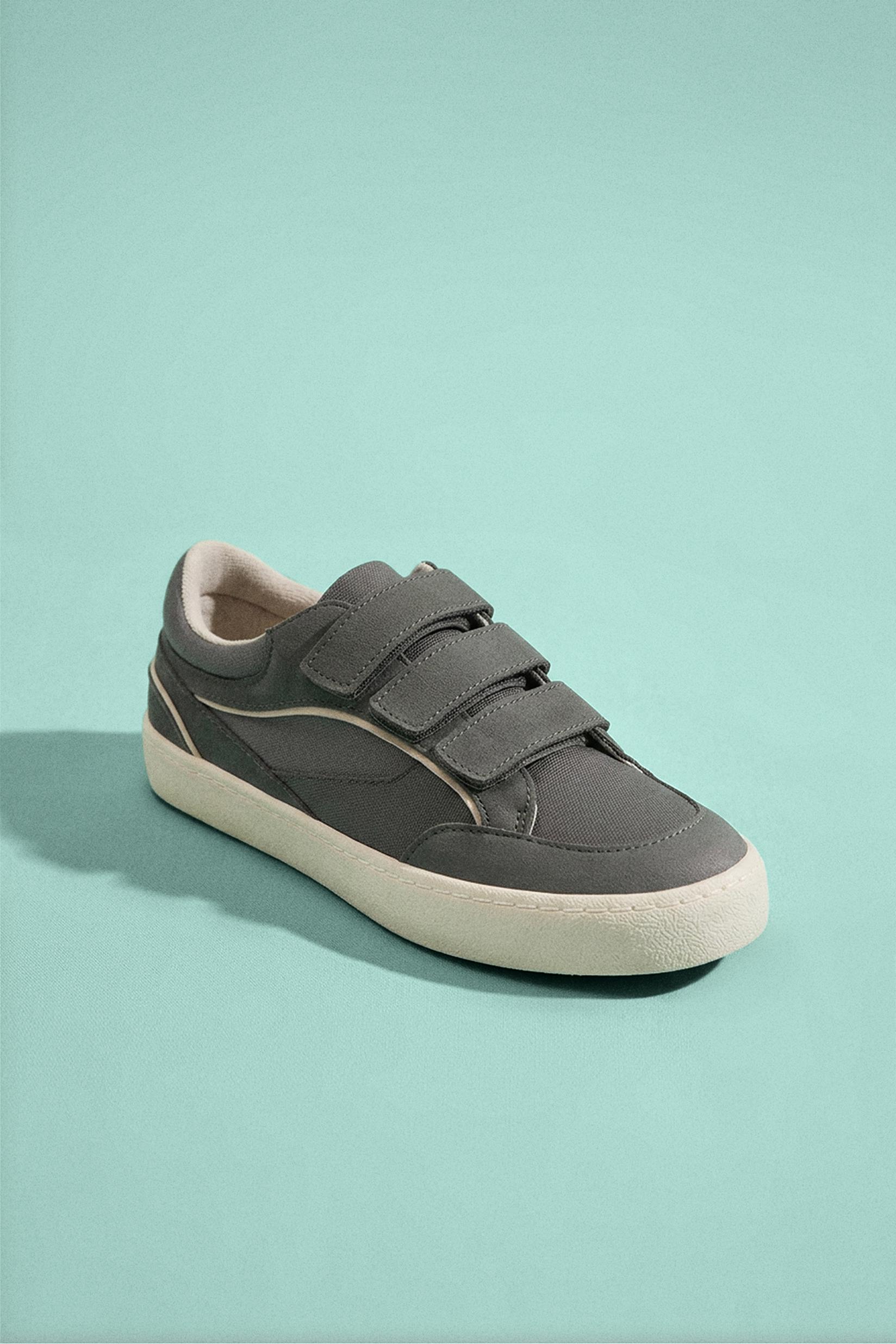 BAREFOOT SNEAKER — BLACK