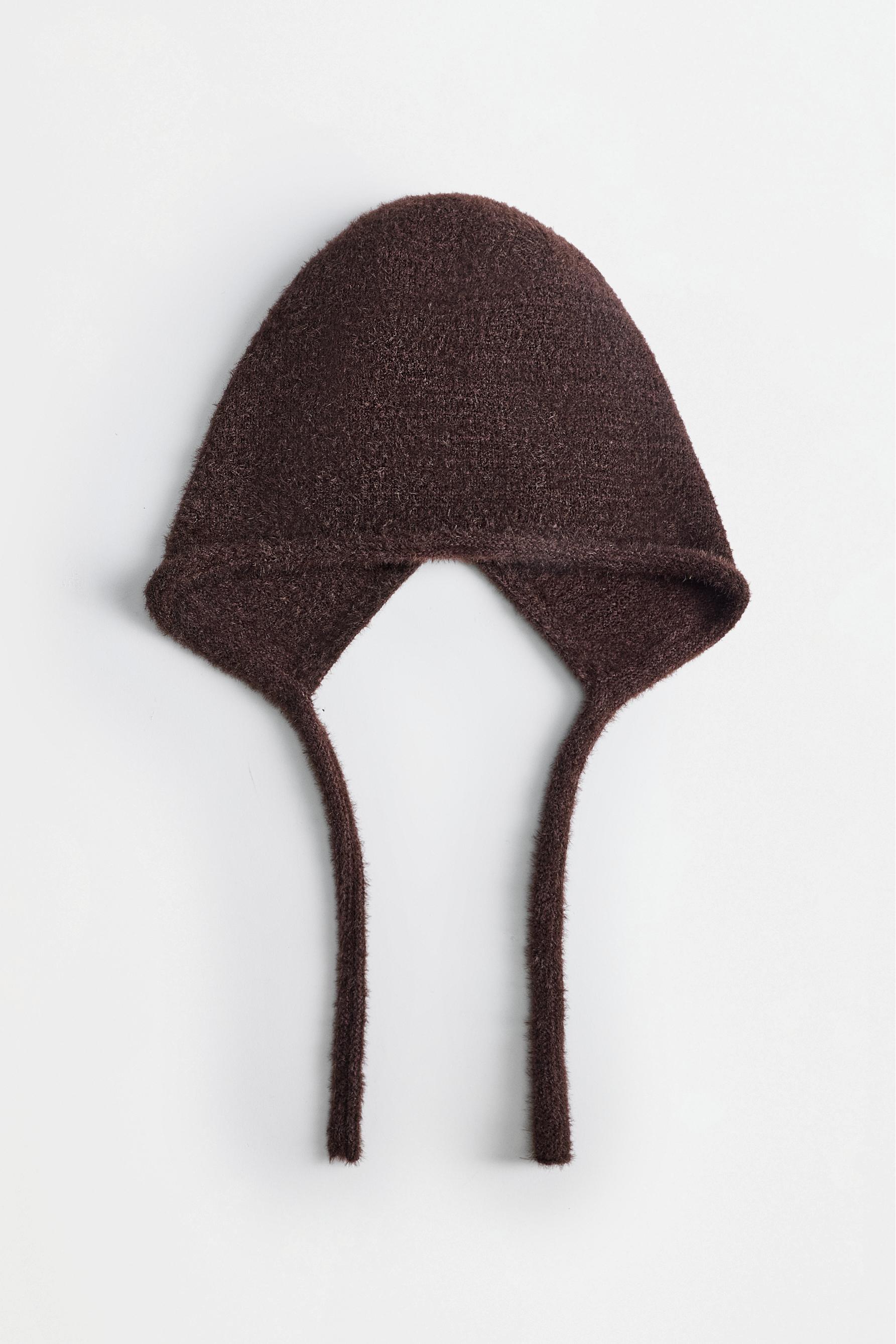 Knit bonnet — CHOCOLATE