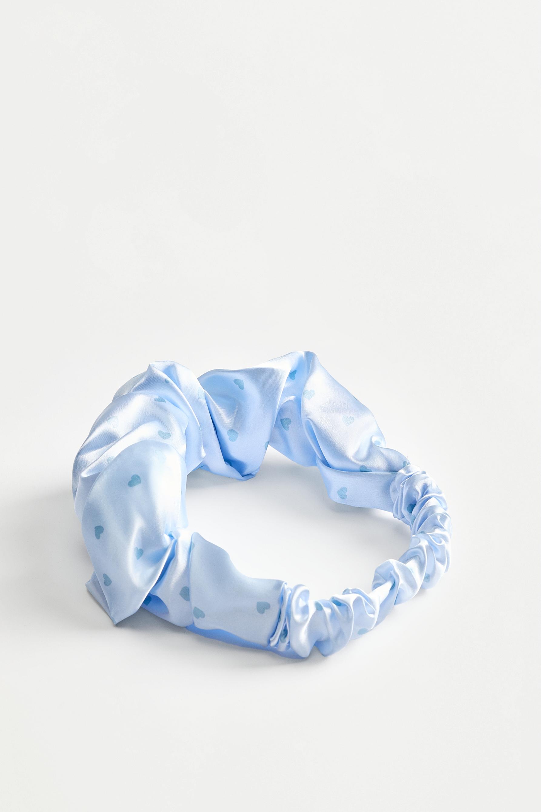 Heart print beauty headband — PASTEL BLUE