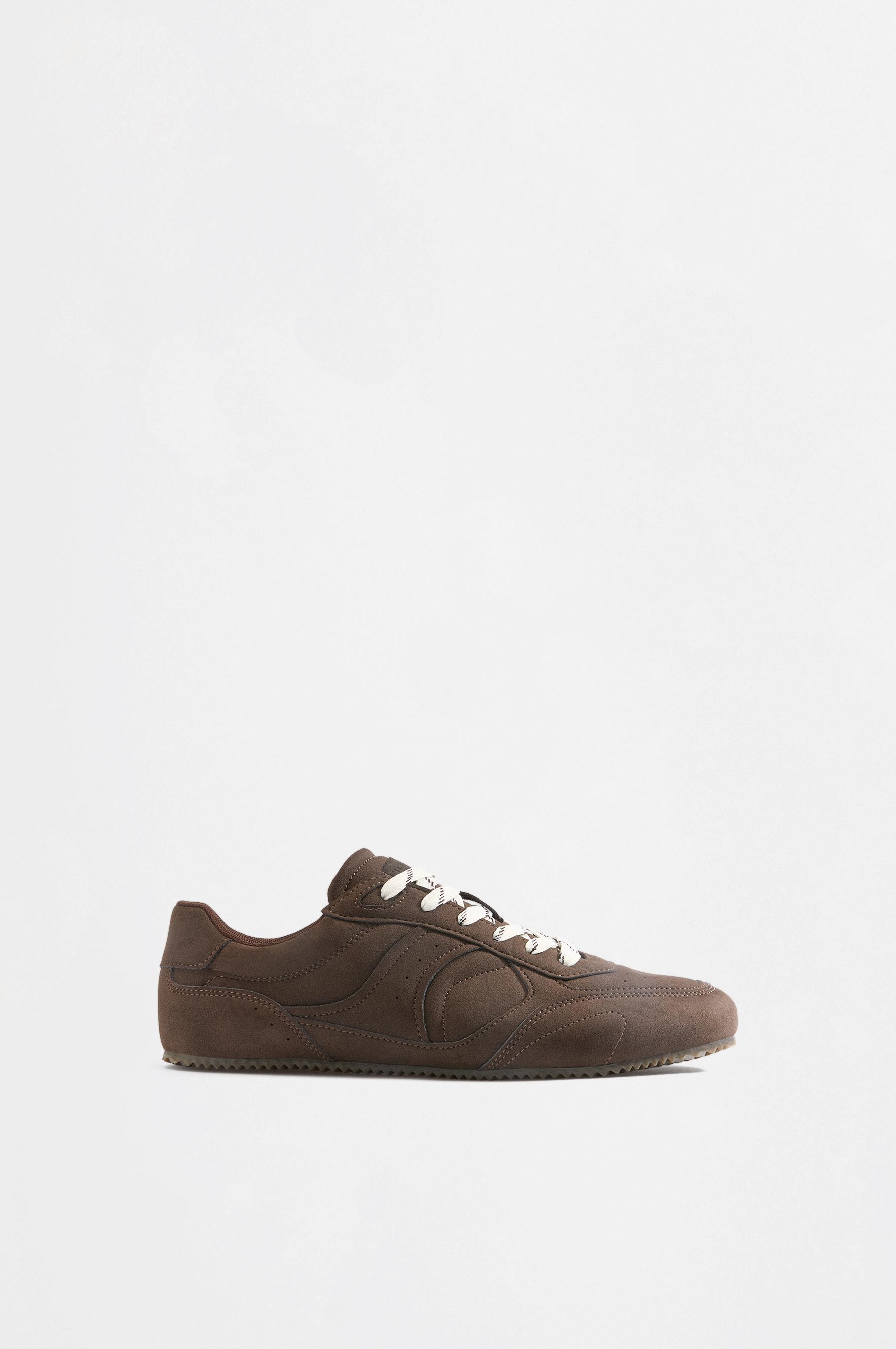 Thin-soled slippers — BROWN